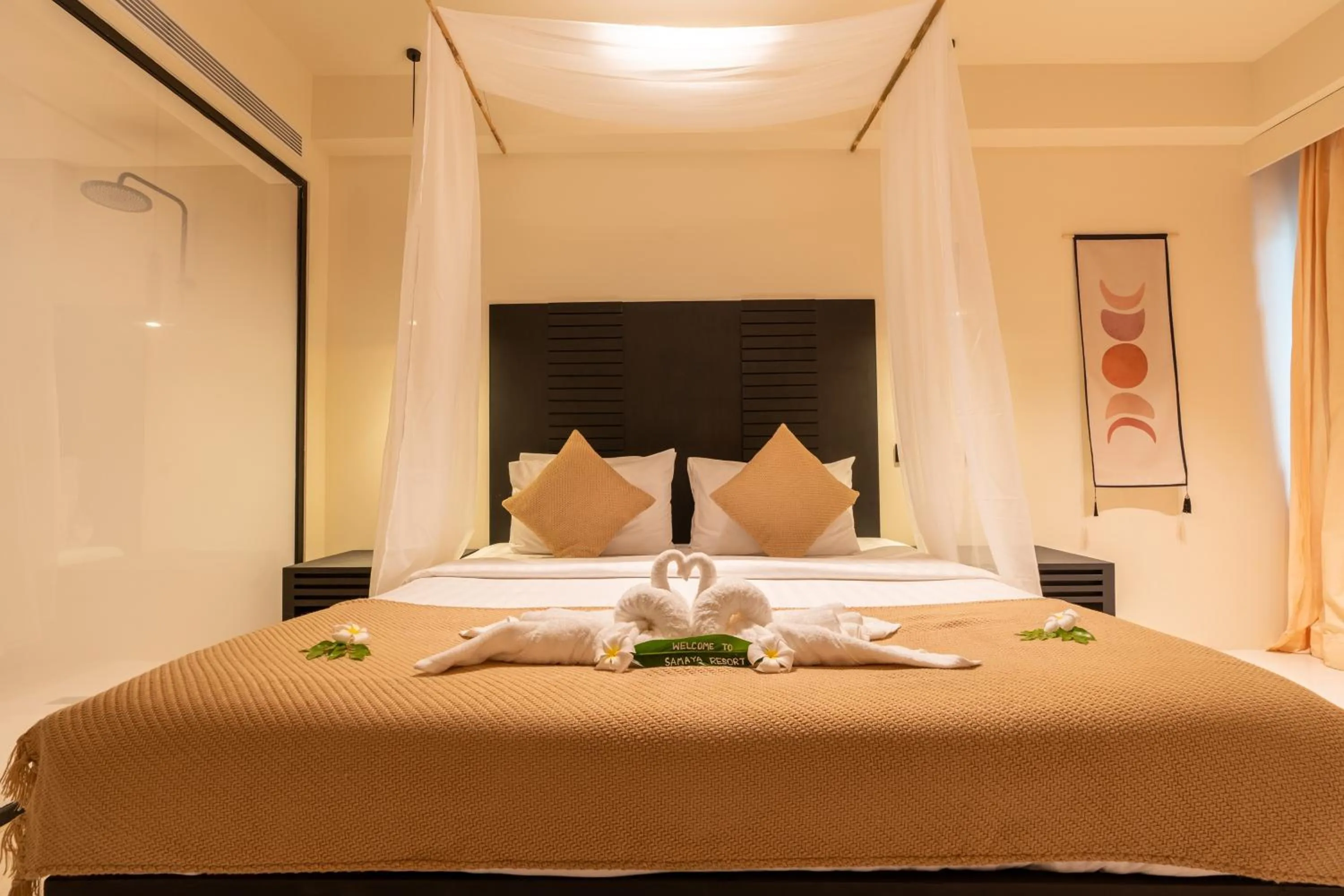 Bed in Samaya Wellness Resort