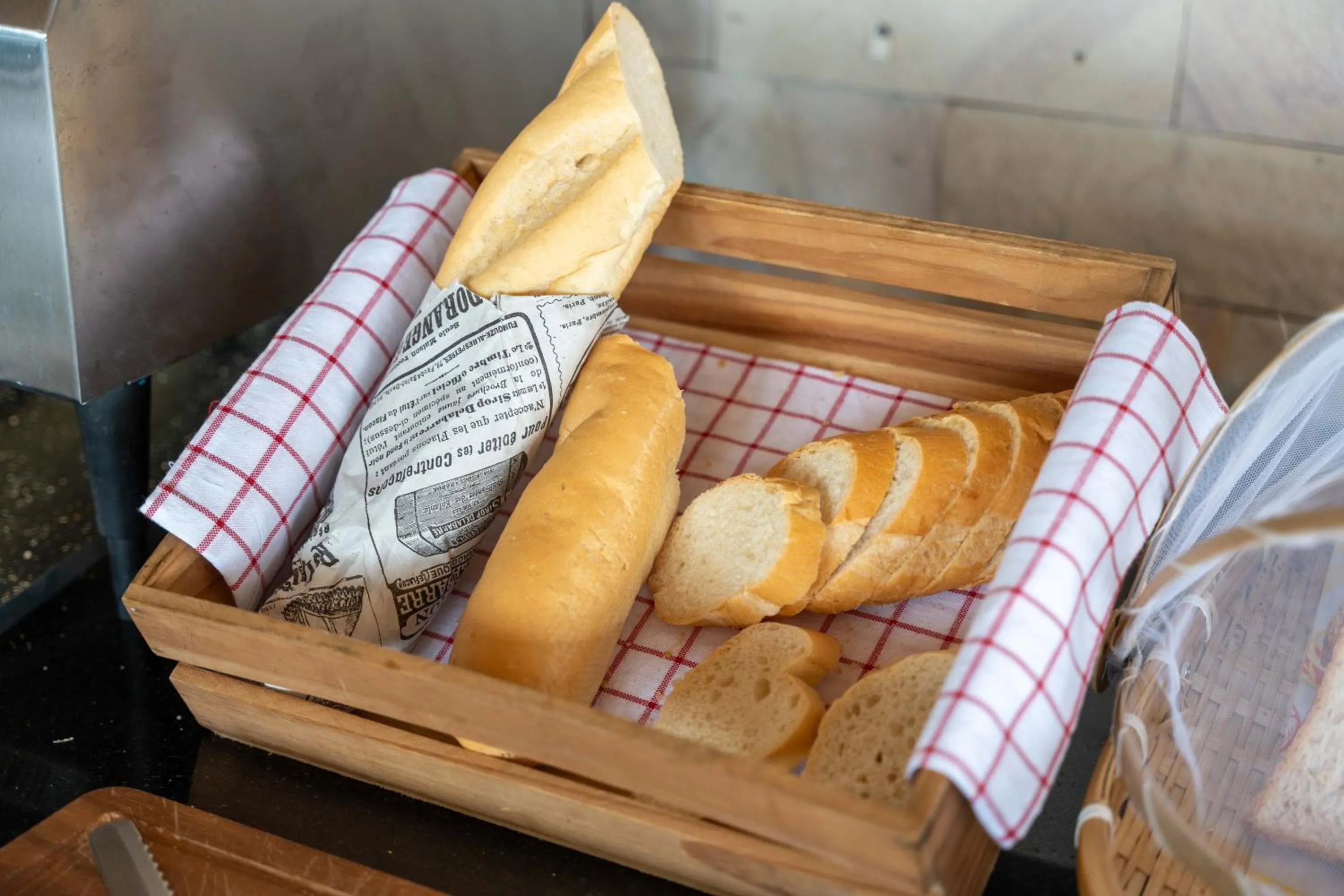 Food and drinks in Samaya Wellness Resort