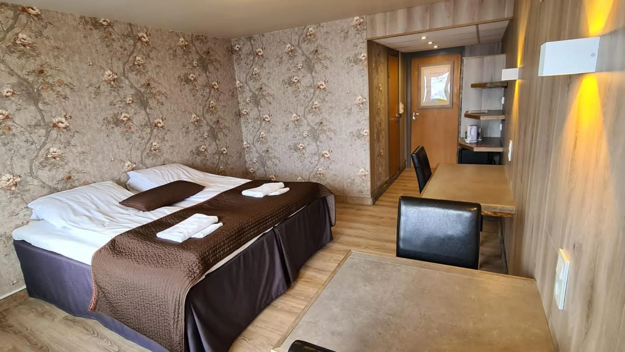 Bed in Strand Fjordhotel