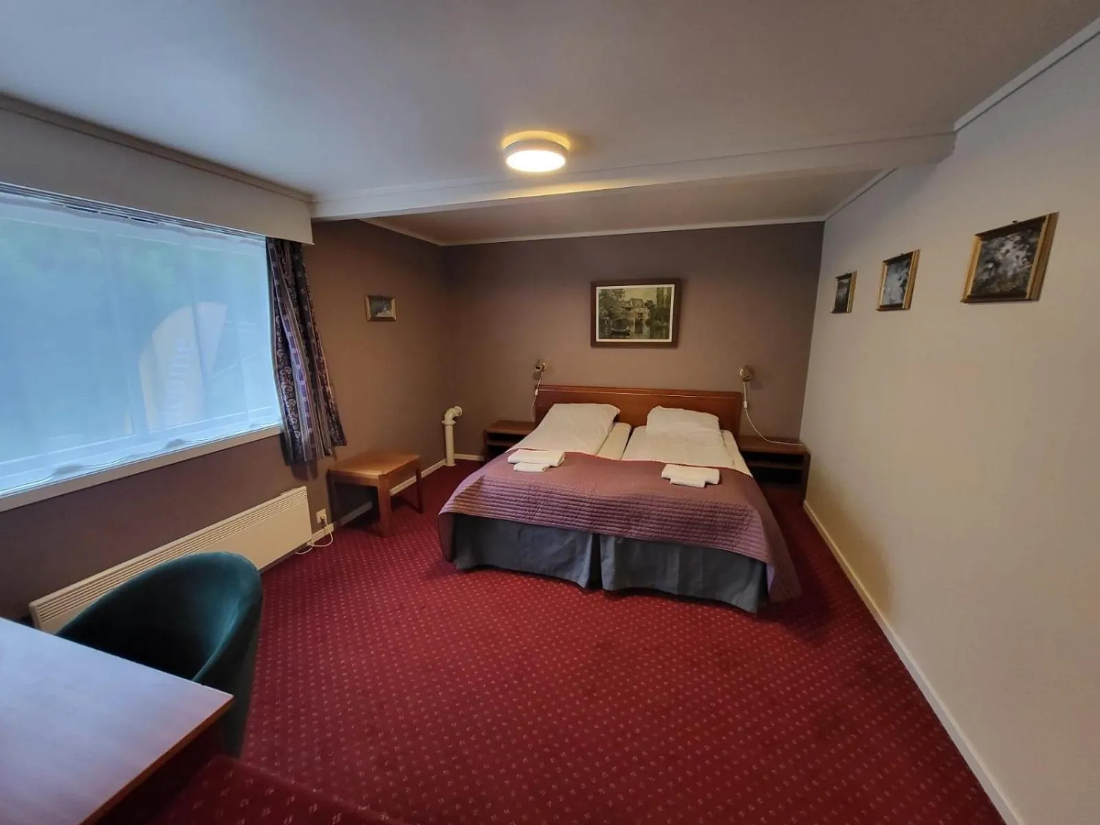 Bed in Strand Fjordhotel