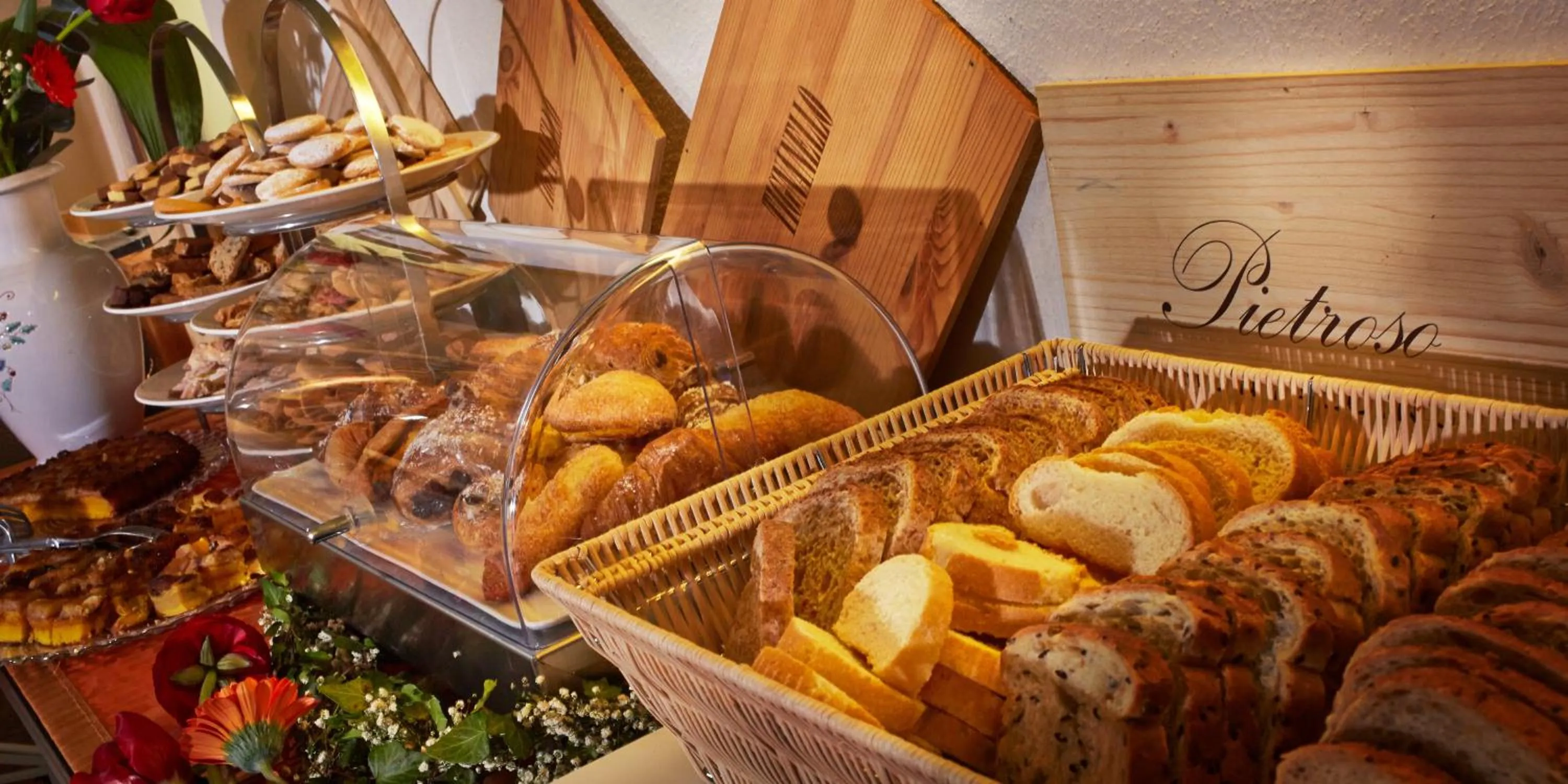 Food and drinks in Locanda Sant'Agata