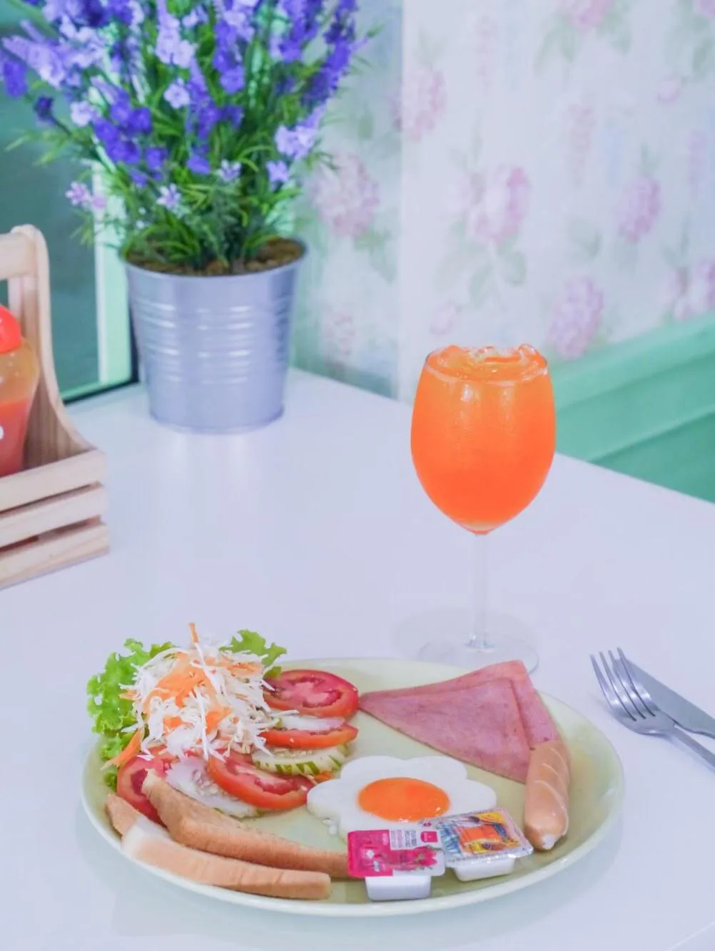 Food and drinks in The Royal P Phuket - SHA Plus