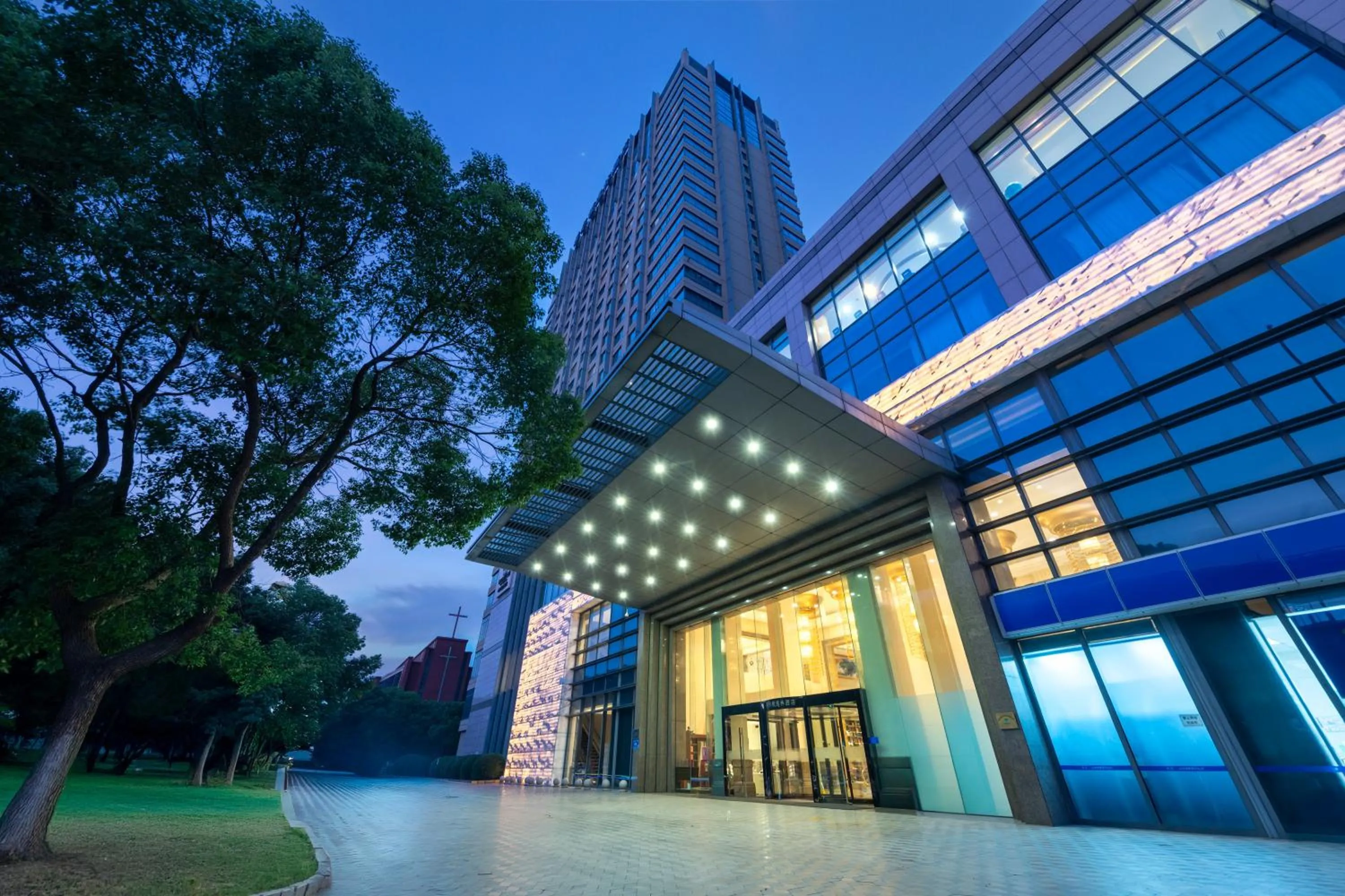 Property building in DoubleTree By Hilton Wuxi