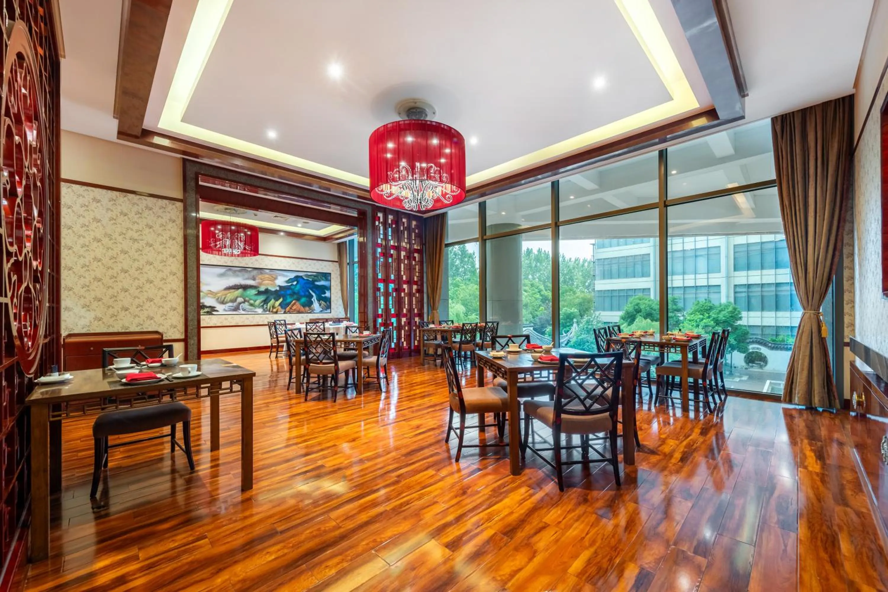 Restaurant/places to eat in DoubleTree By Hilton Wuxi