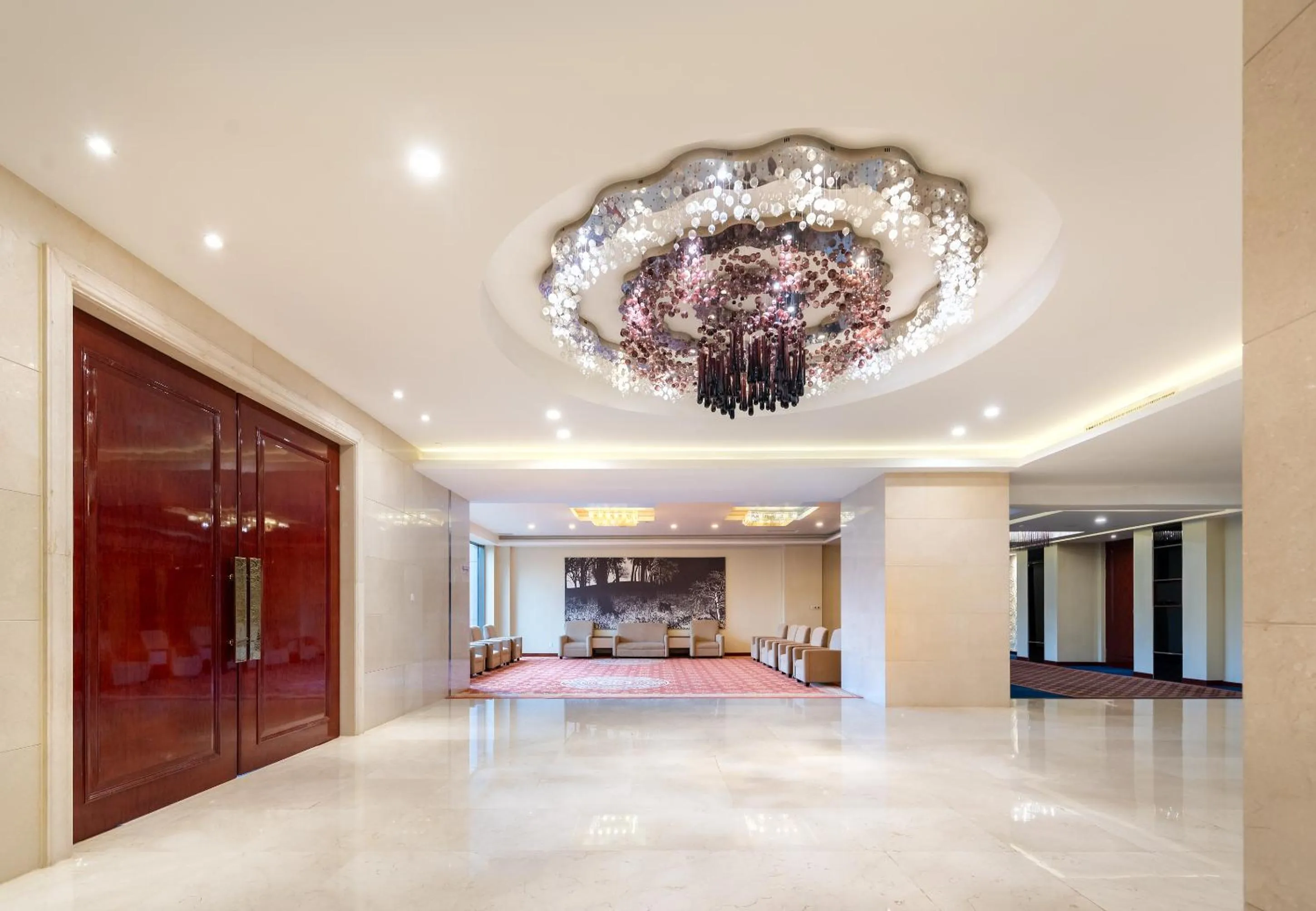 Meeting/conference room in DoubleTree By Hilton Wuxi