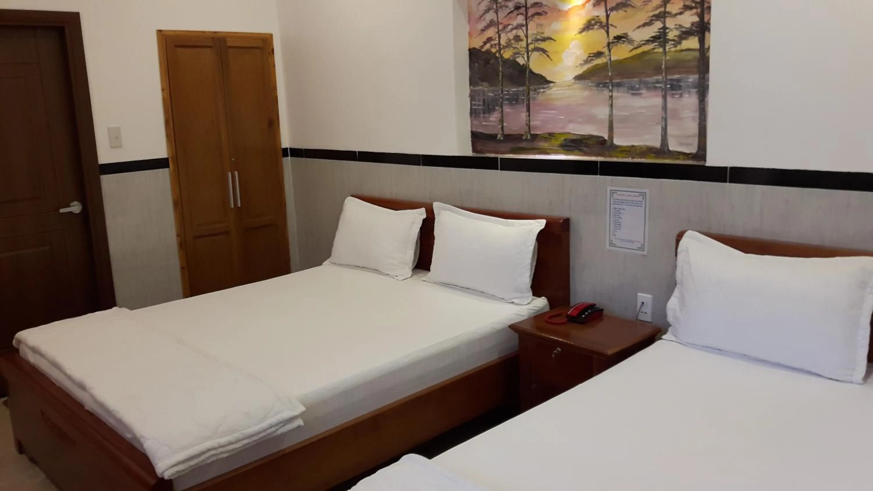 Bed in Motel Hoang Gia