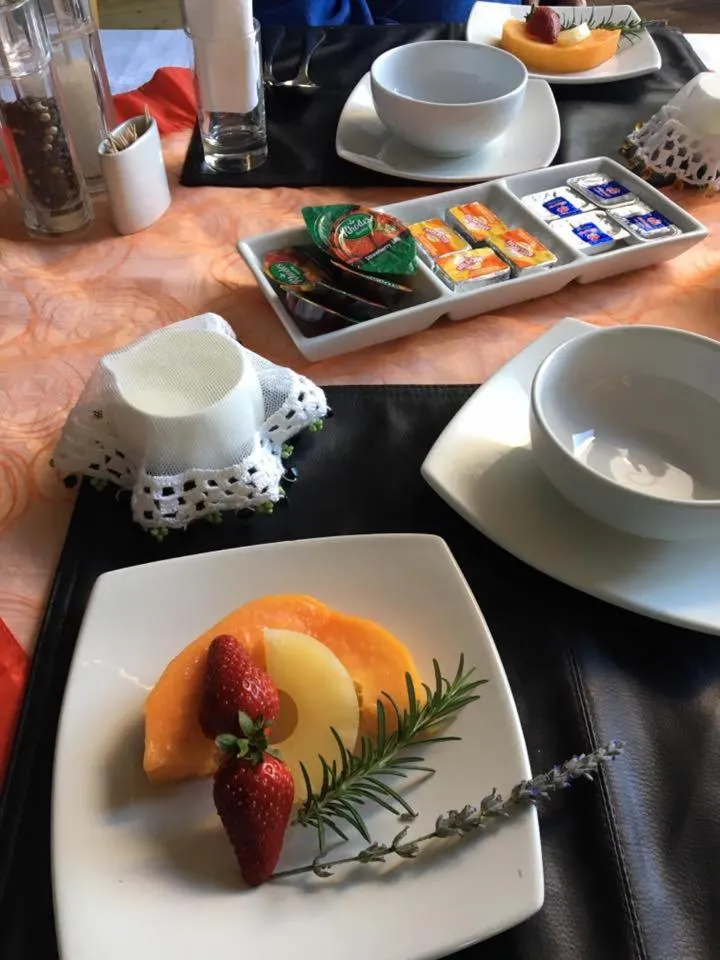 Food and drinks in Wilton Manor SOLAR ENERGY