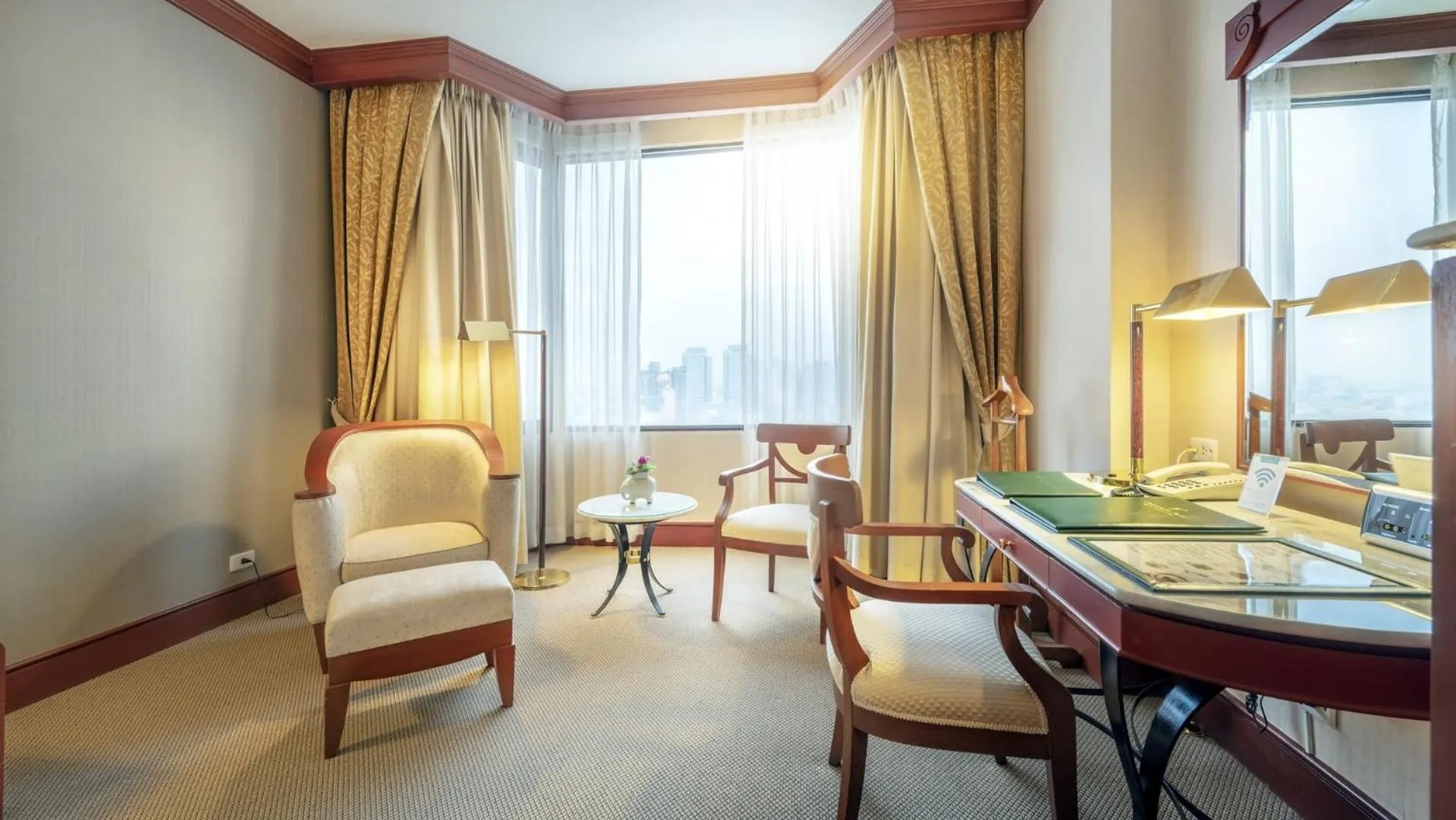 Bedroom, Seating Area in Ramada by Wyndham Bangkok Chaophya Park