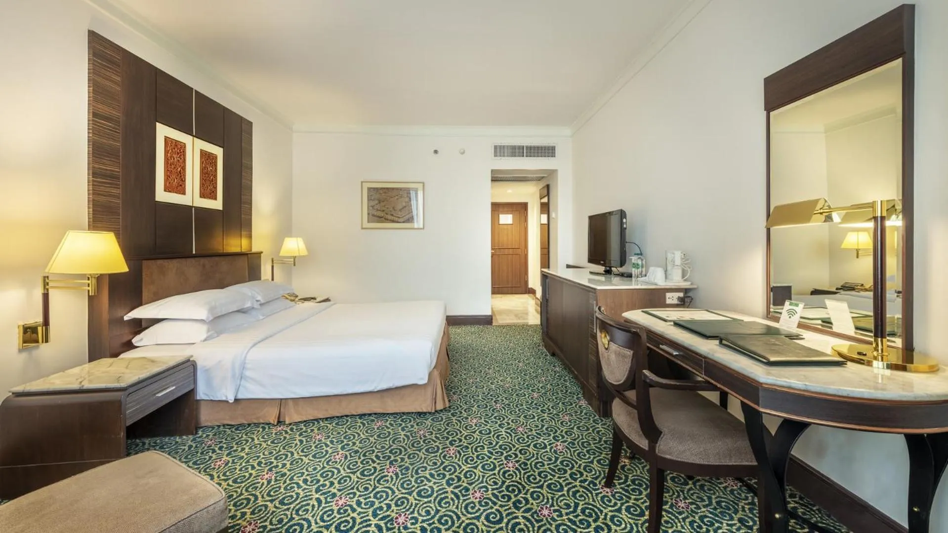 Bedroom in Ramada by Wyndham Bangkok Chaophya Park