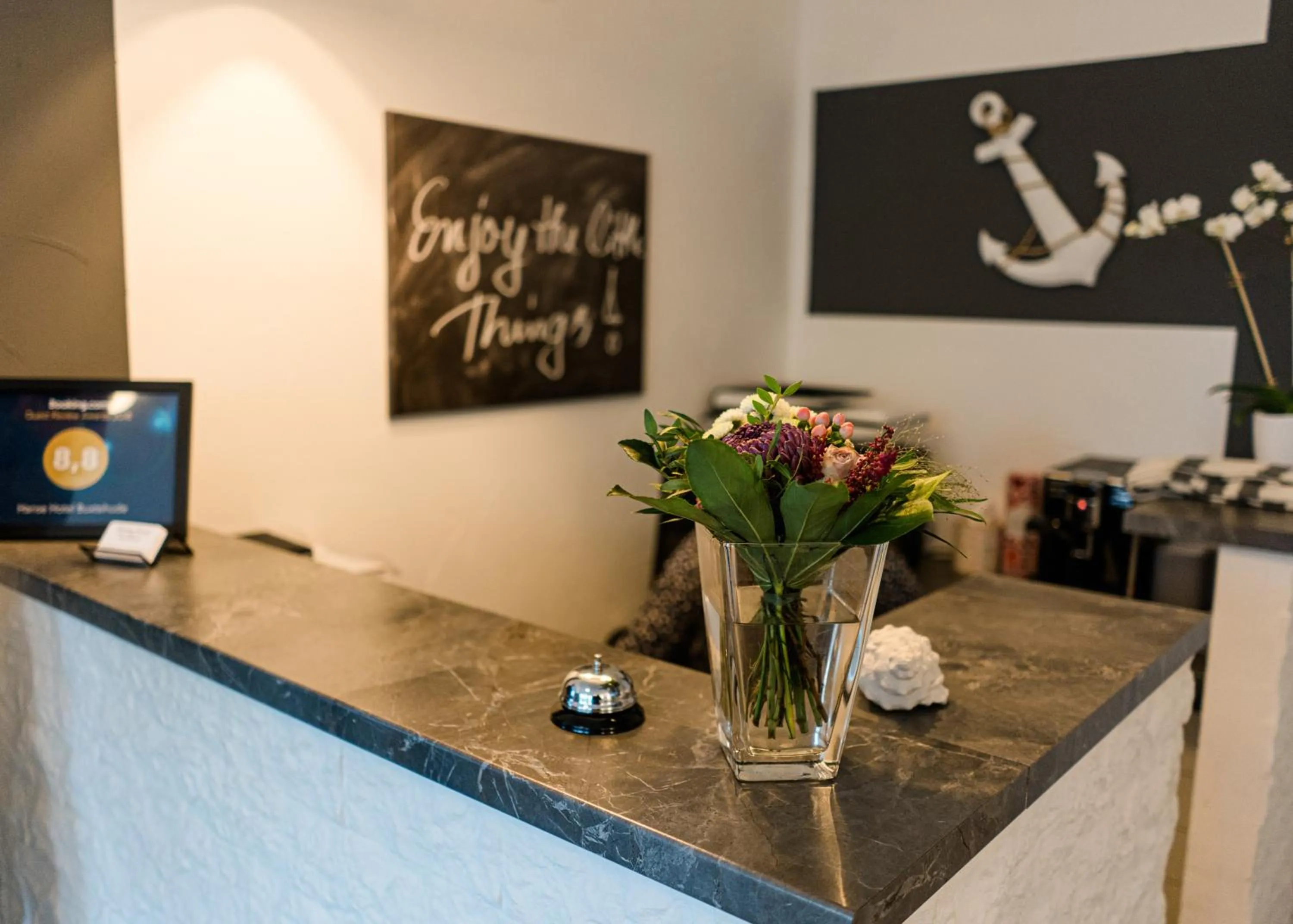 Lobby or reception in Hanse Hotel Buxtehude