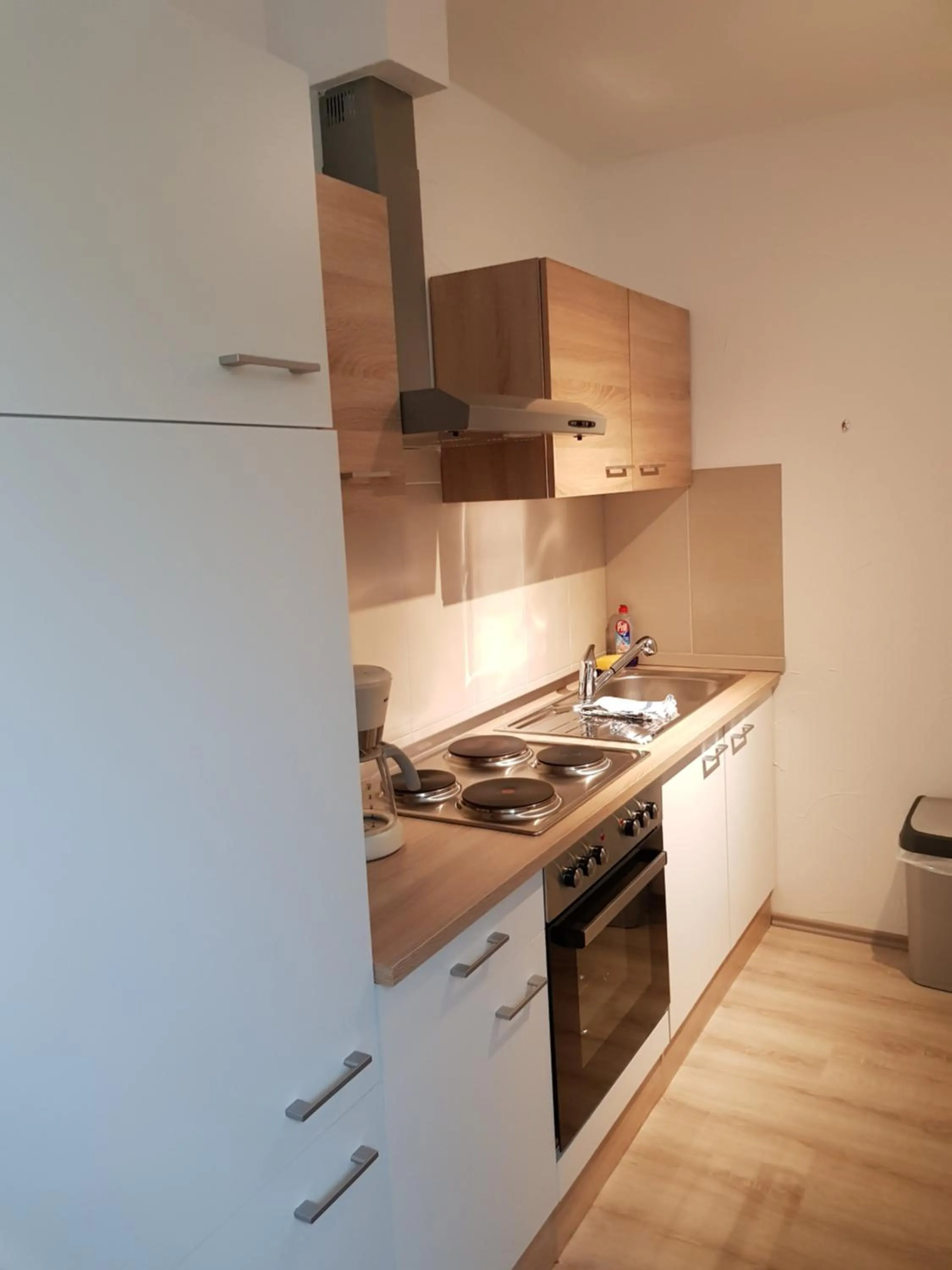 Kitchen or kitchenette in Hanse Hotel Buxtehude