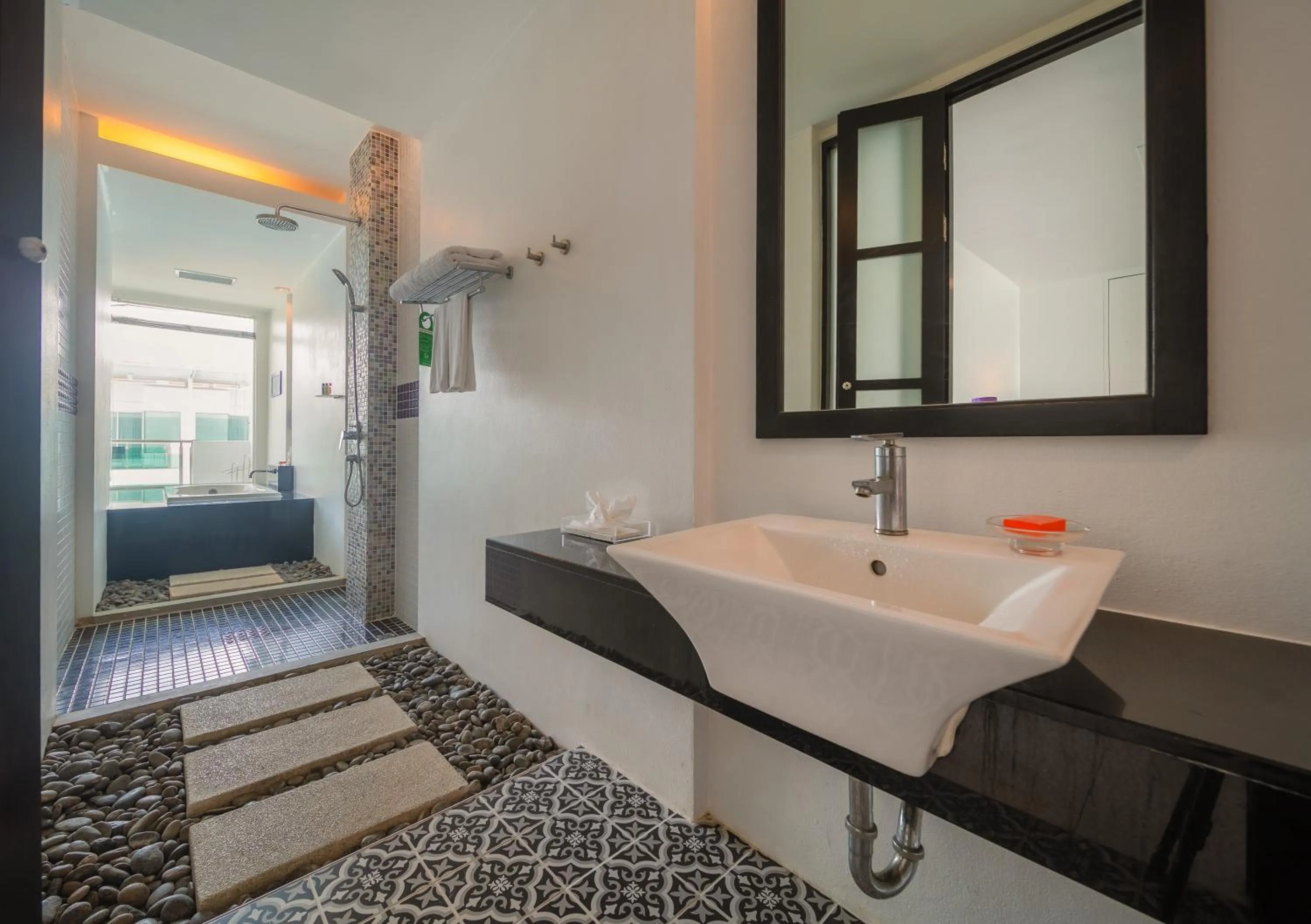 Bathroom in The Old Phuket - Karon Beach Resort
