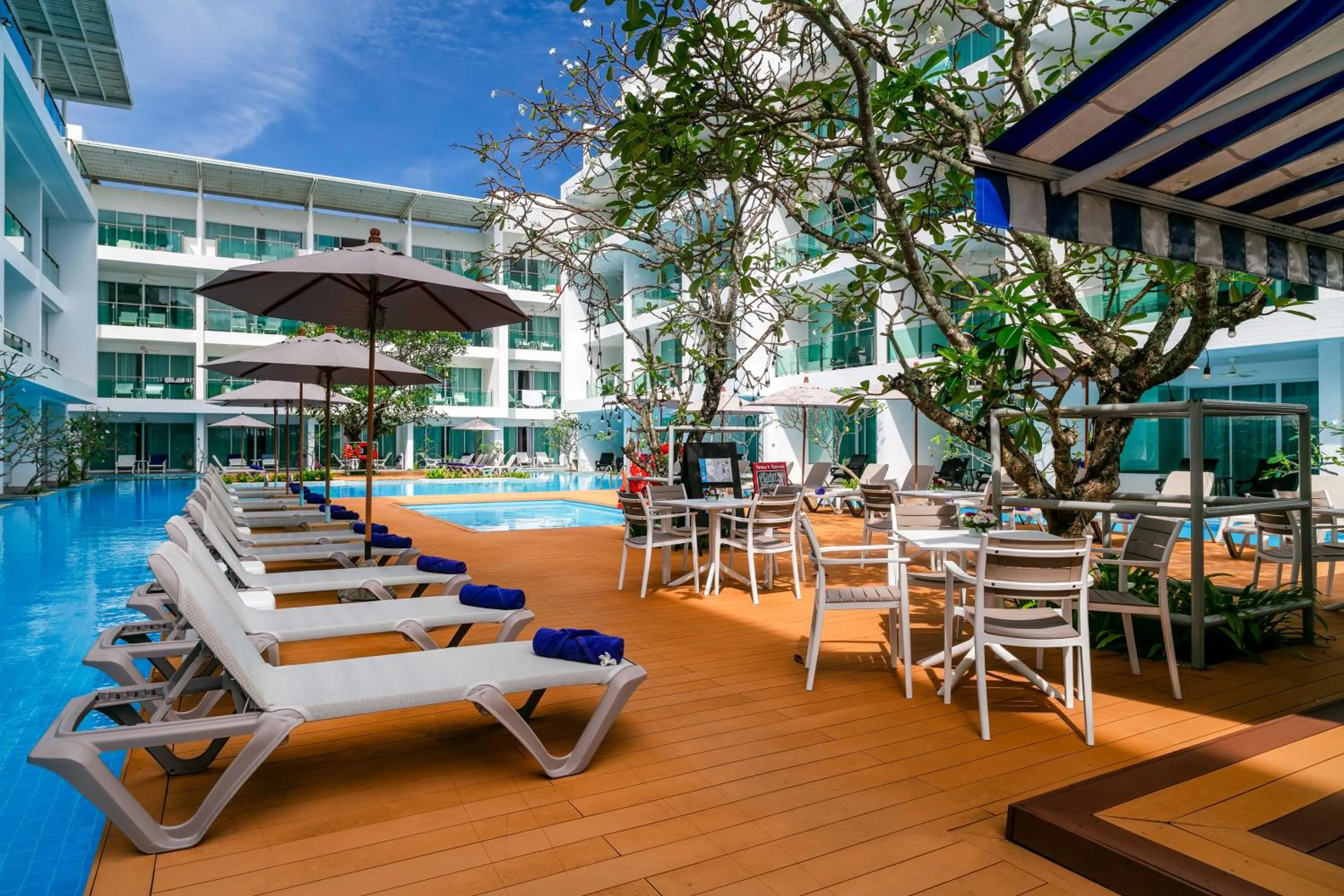 Swimming pool in The Old Phuket - Karon Beach Resort