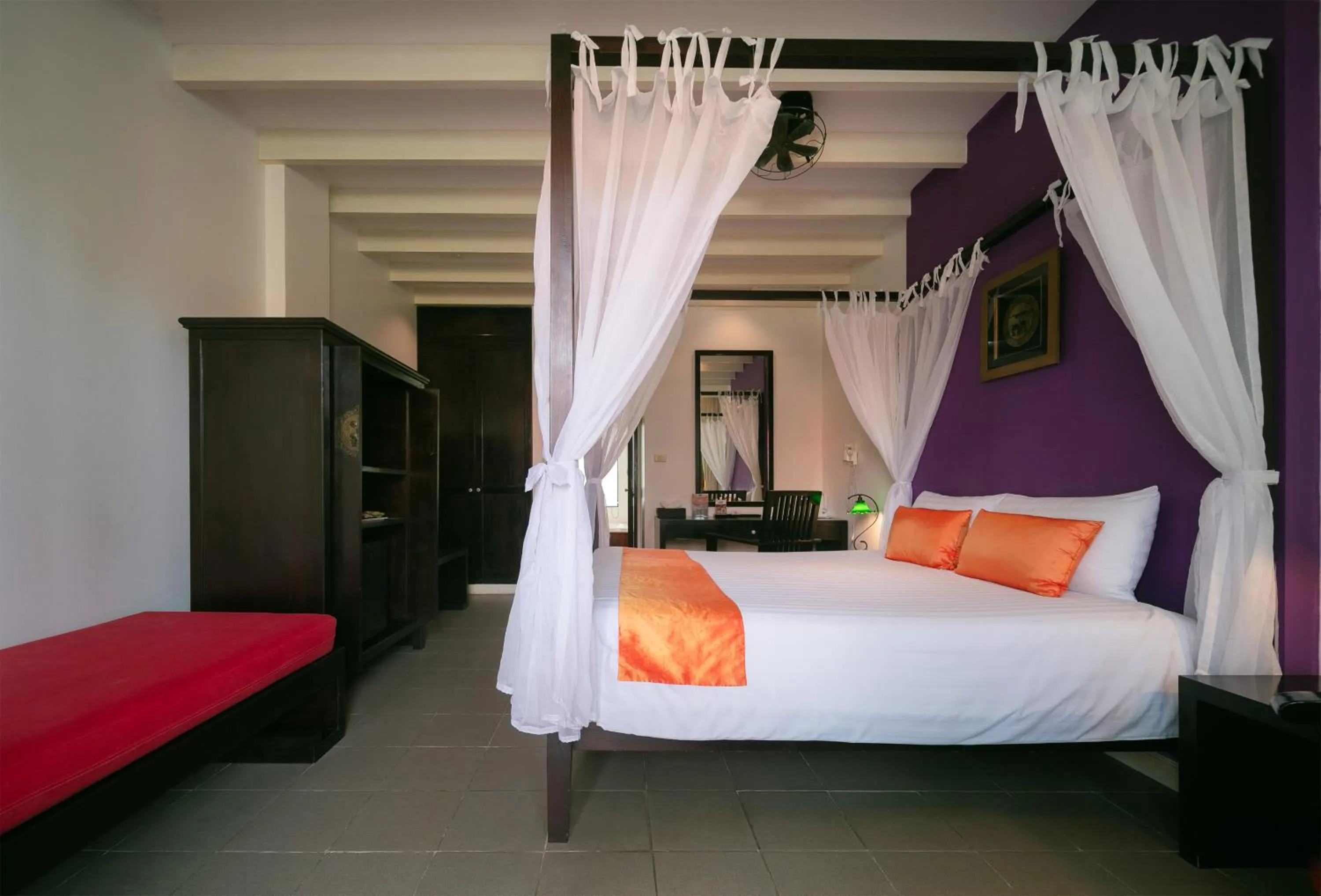 Photo of the whole room, Bed in The Old Phuket - Karon Beach Resort