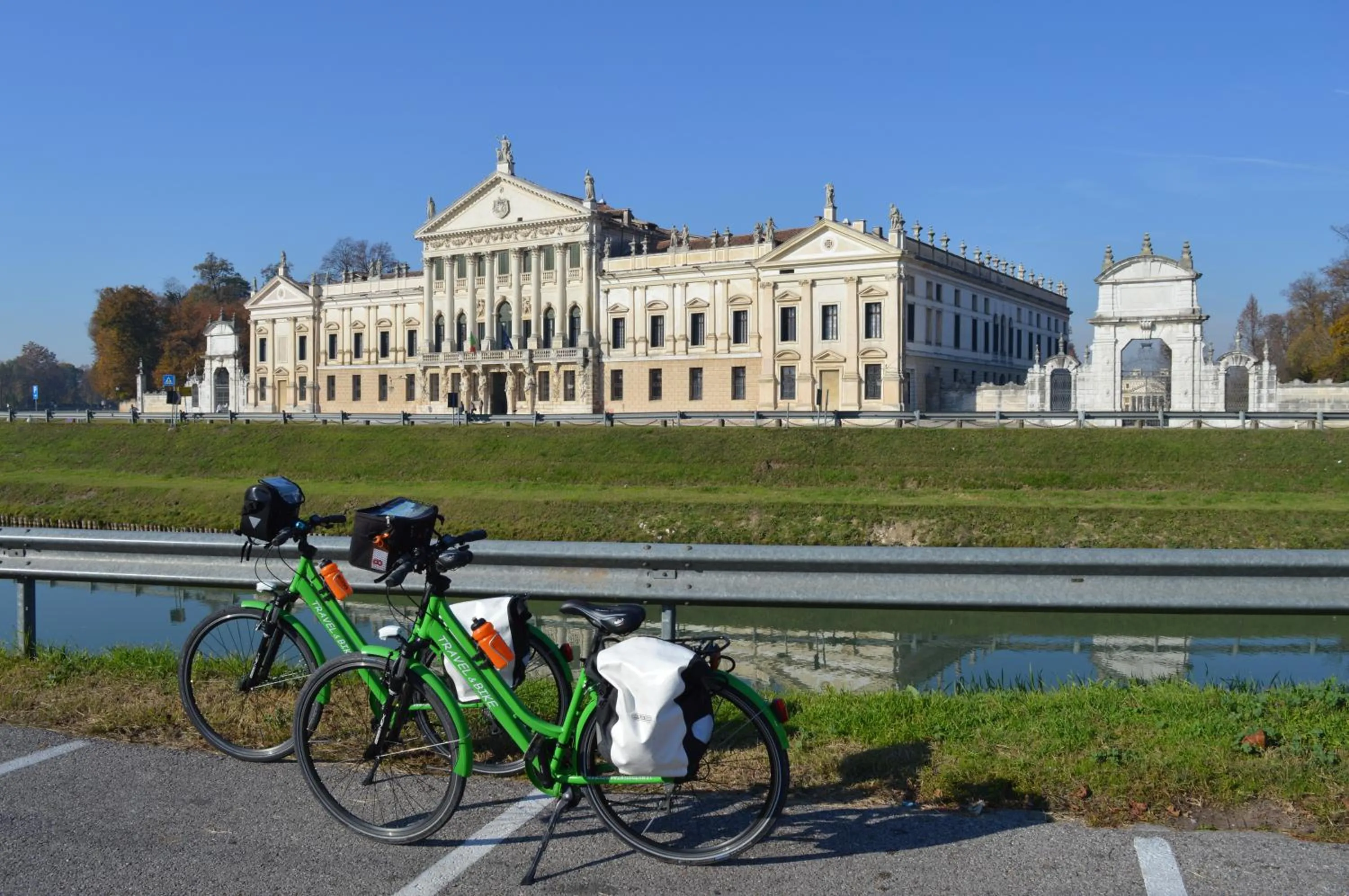 Nearby landmark in Dimora Naviglio