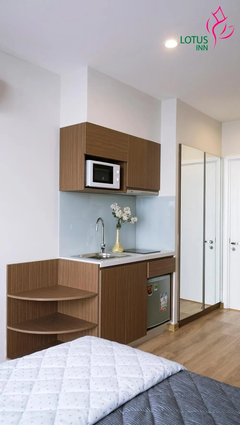 Bed in Lotus Inn West Lake