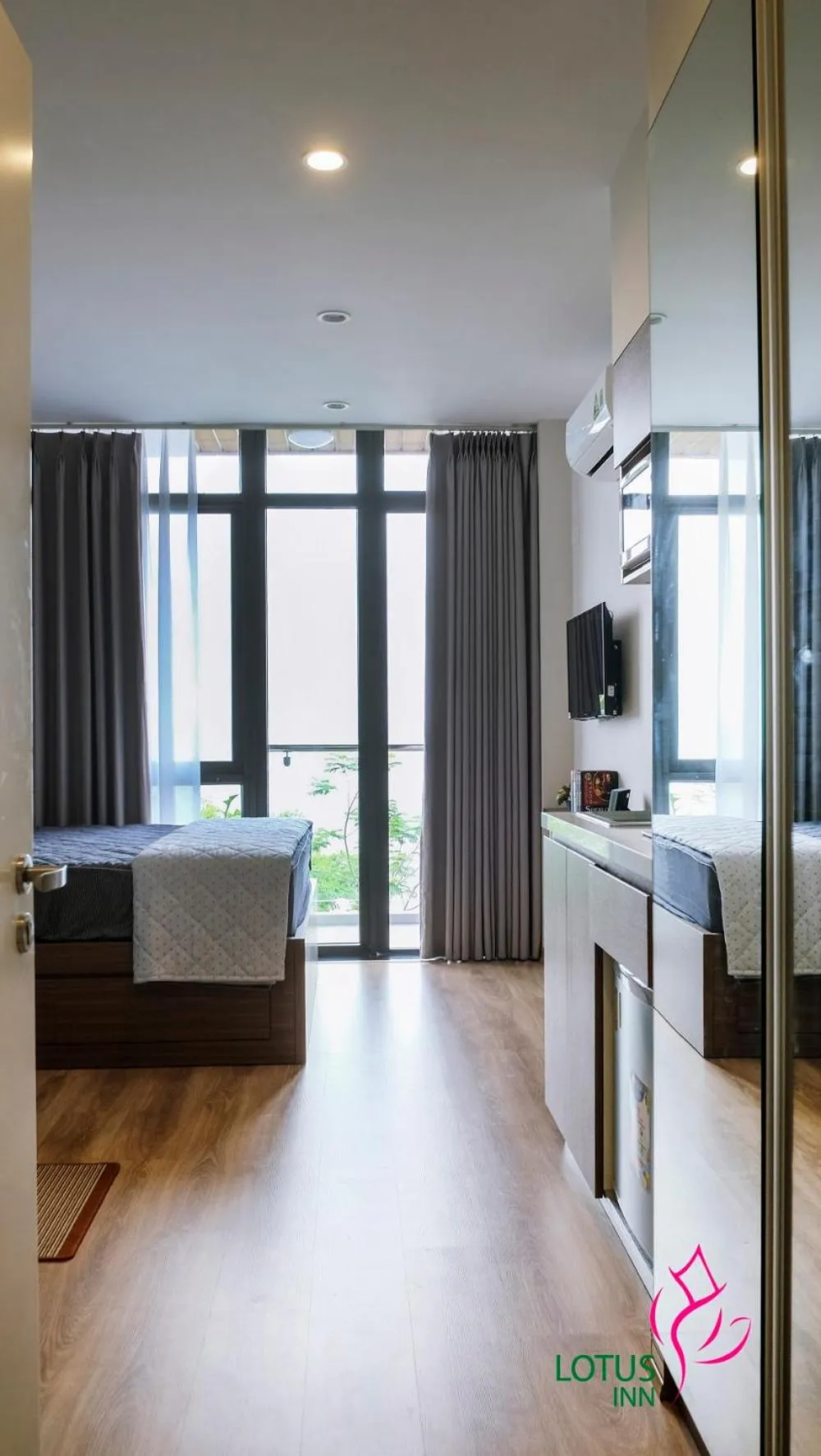 Bed in Lotus Inn West Lake