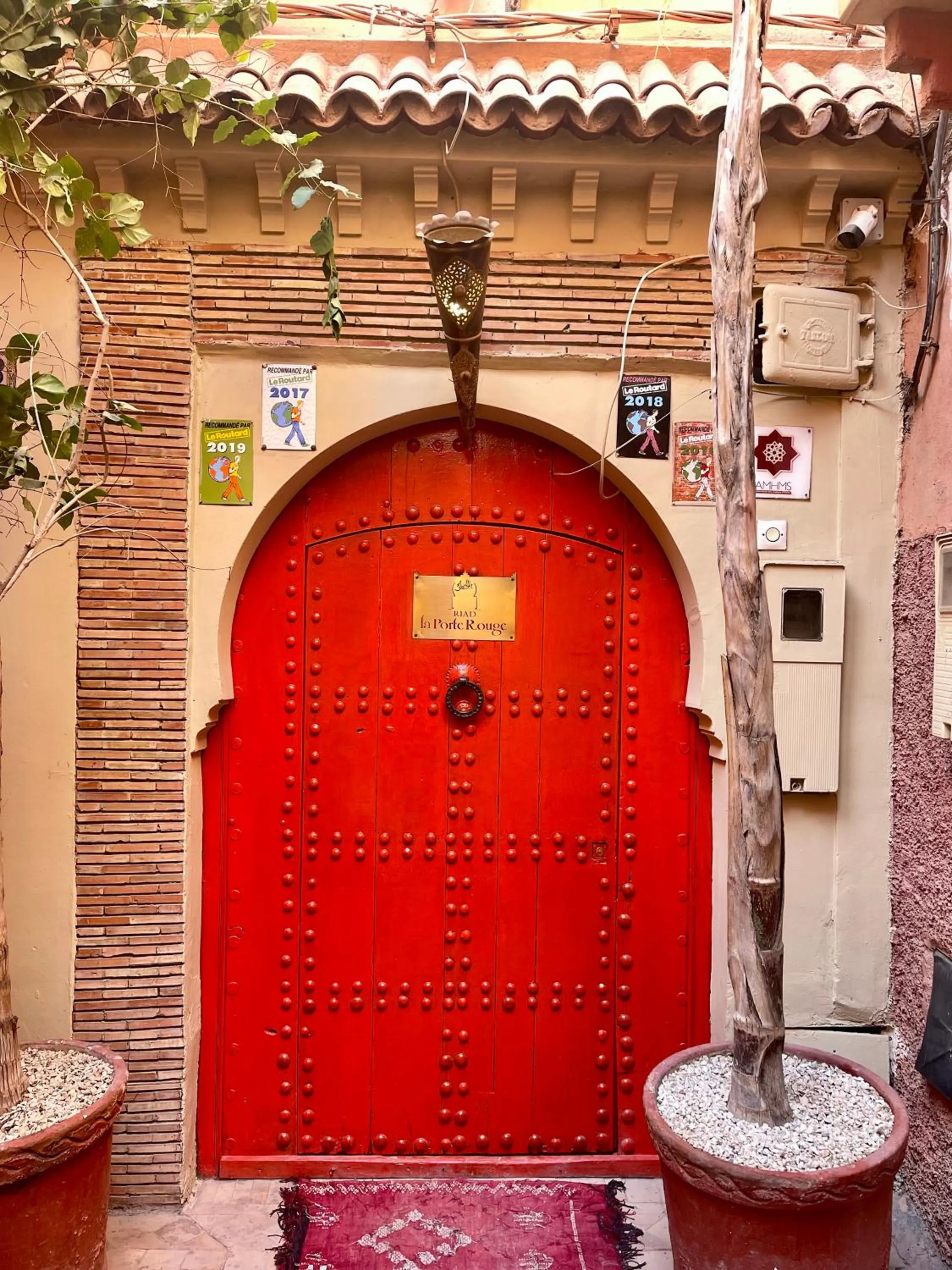 Facade/entrance in Riad La Porte Rouge By La Siredrah