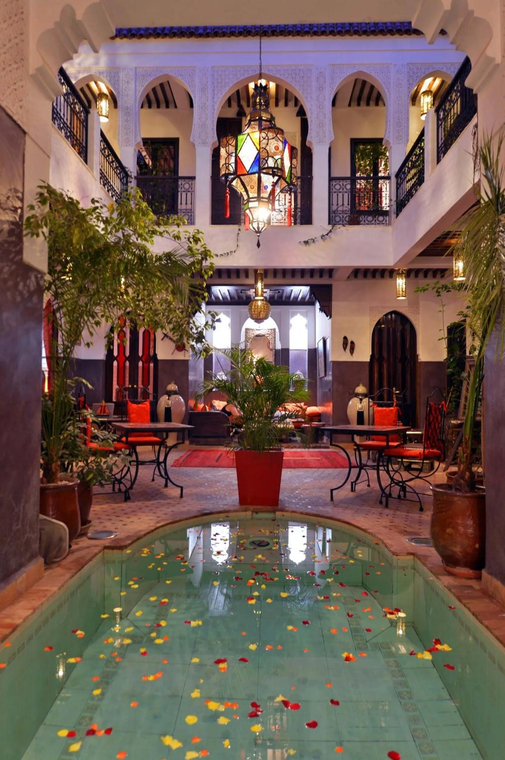 Lobby or reception in Riad La Porte Rouge By La Siredrah