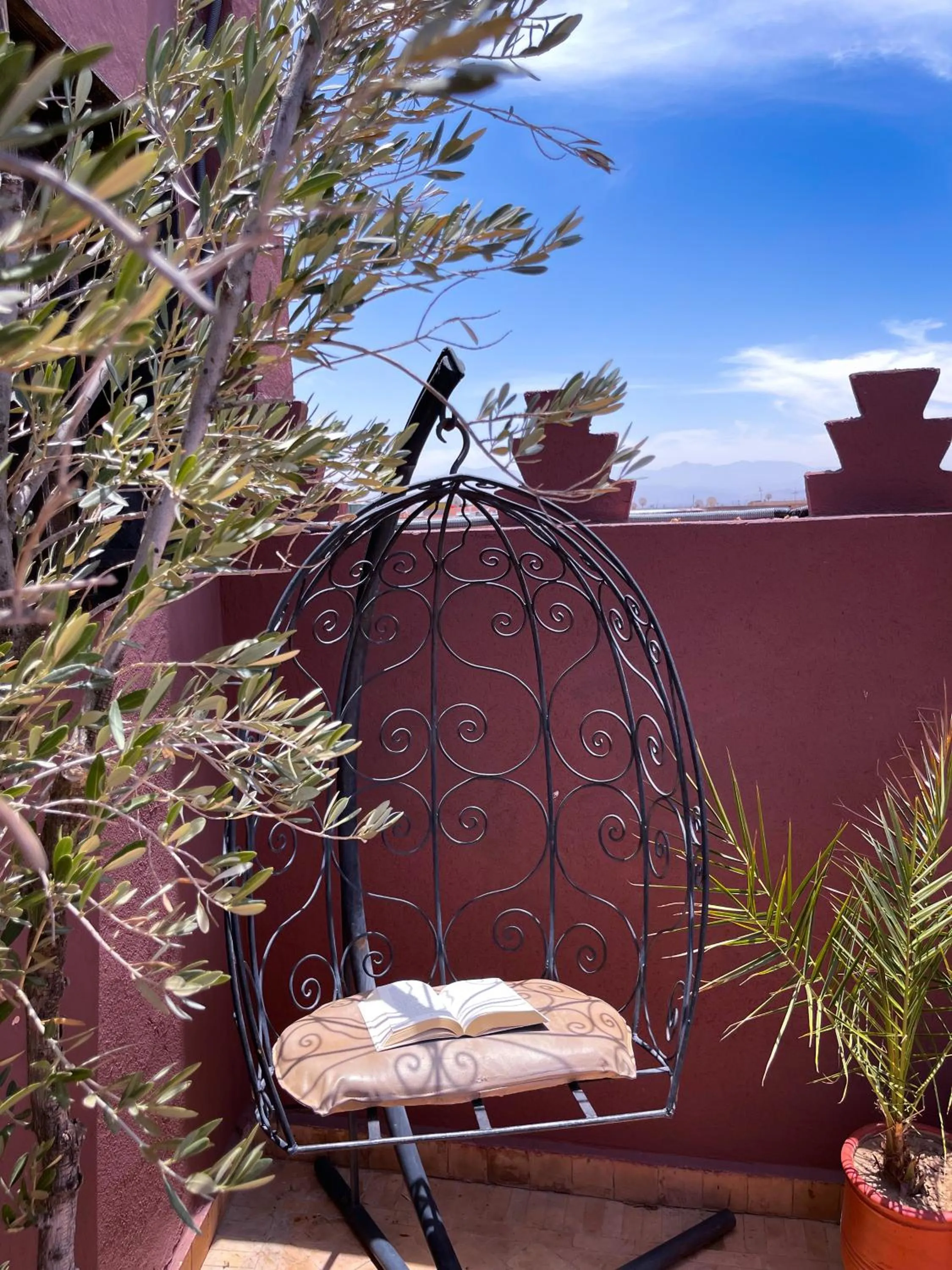 Property building in Riad La Porte Rouge By La Siredrah