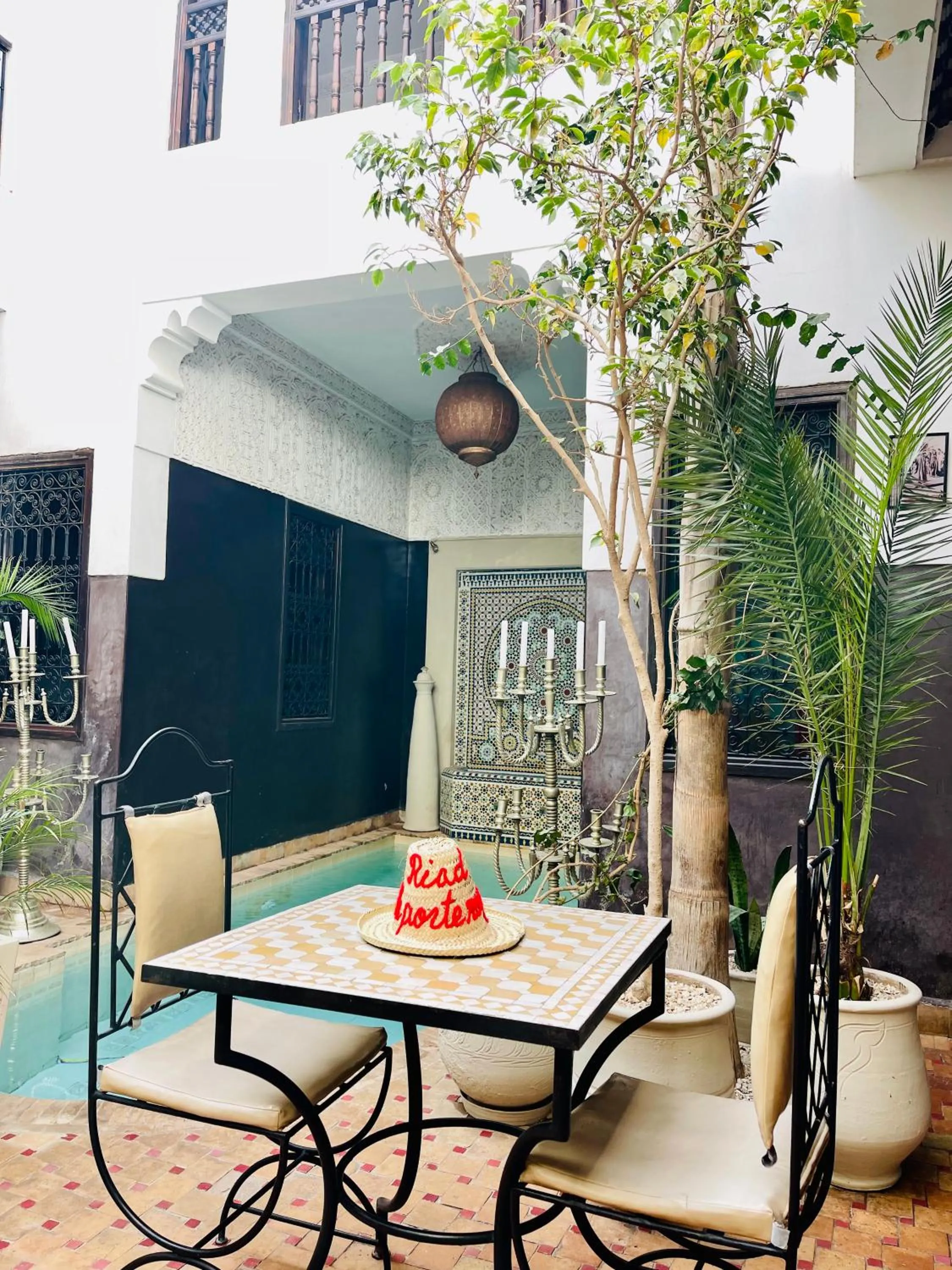 Property building in Riad La Porte Rouge By La Siredrah