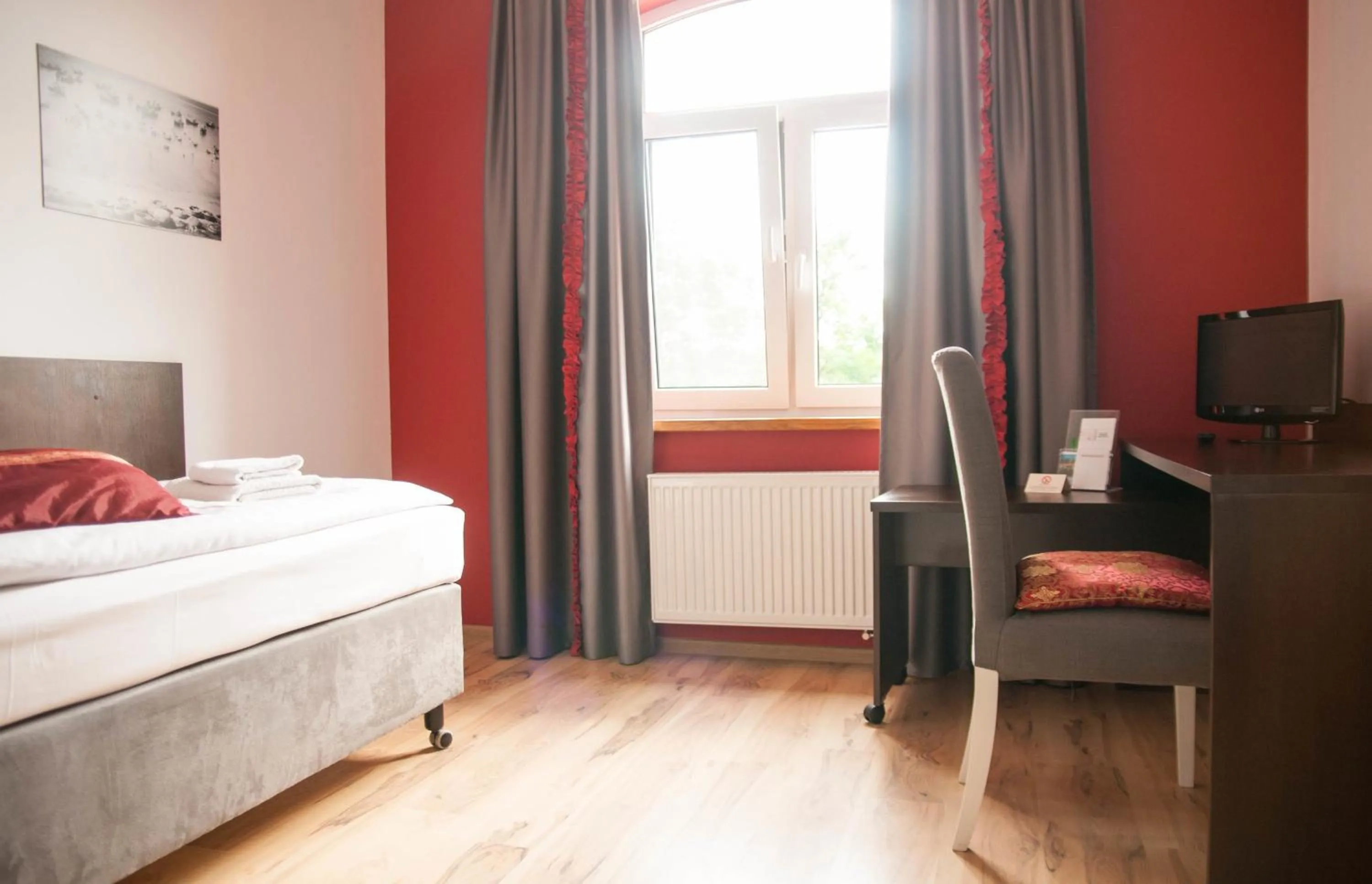 Bed in Przystanek Tleń