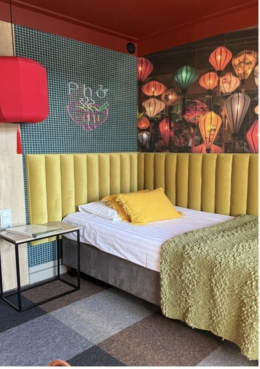 Bed in Przystanek Tleń