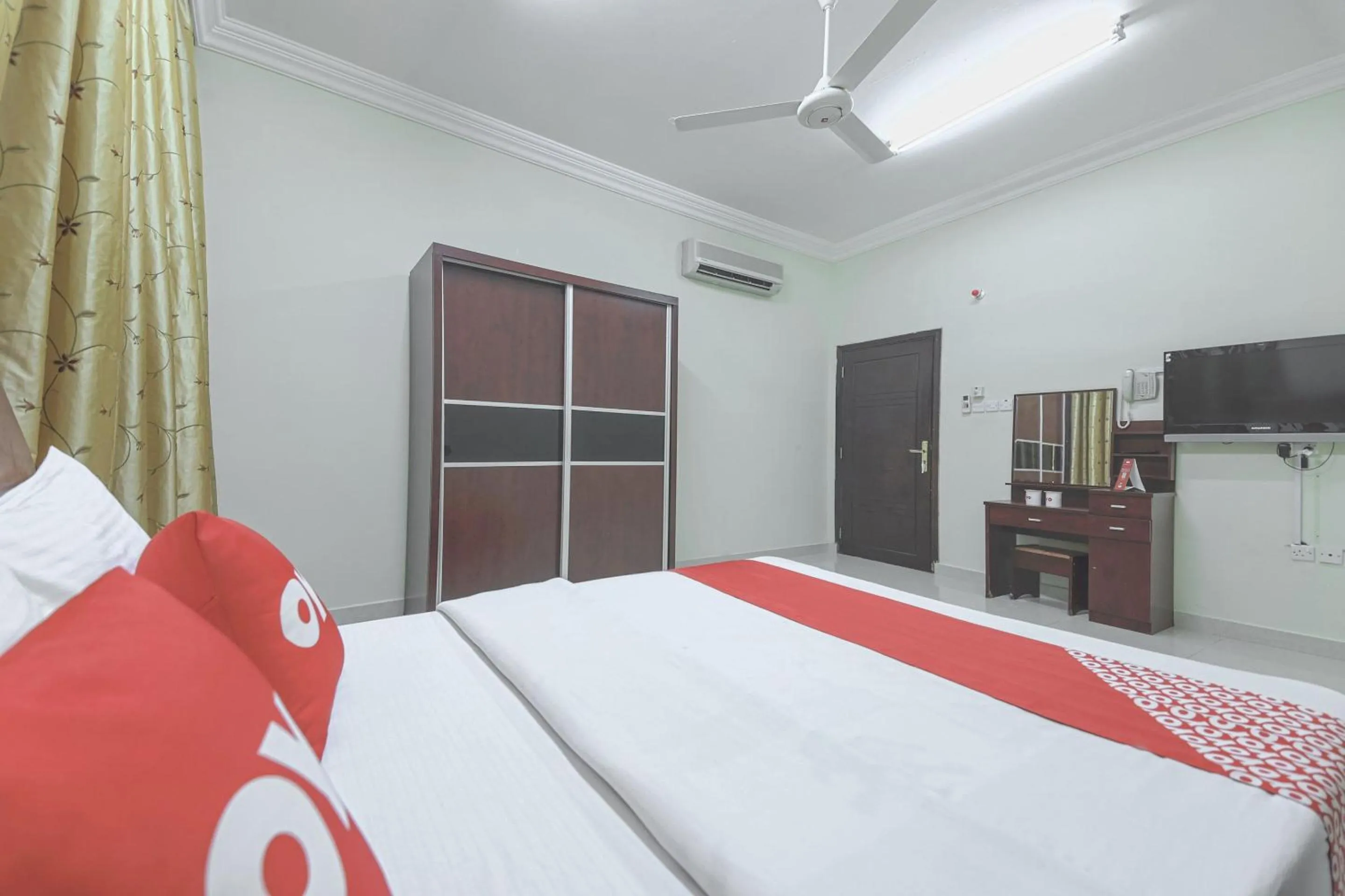 Bedroom in Super OYO 111 Al Thabit Hotel