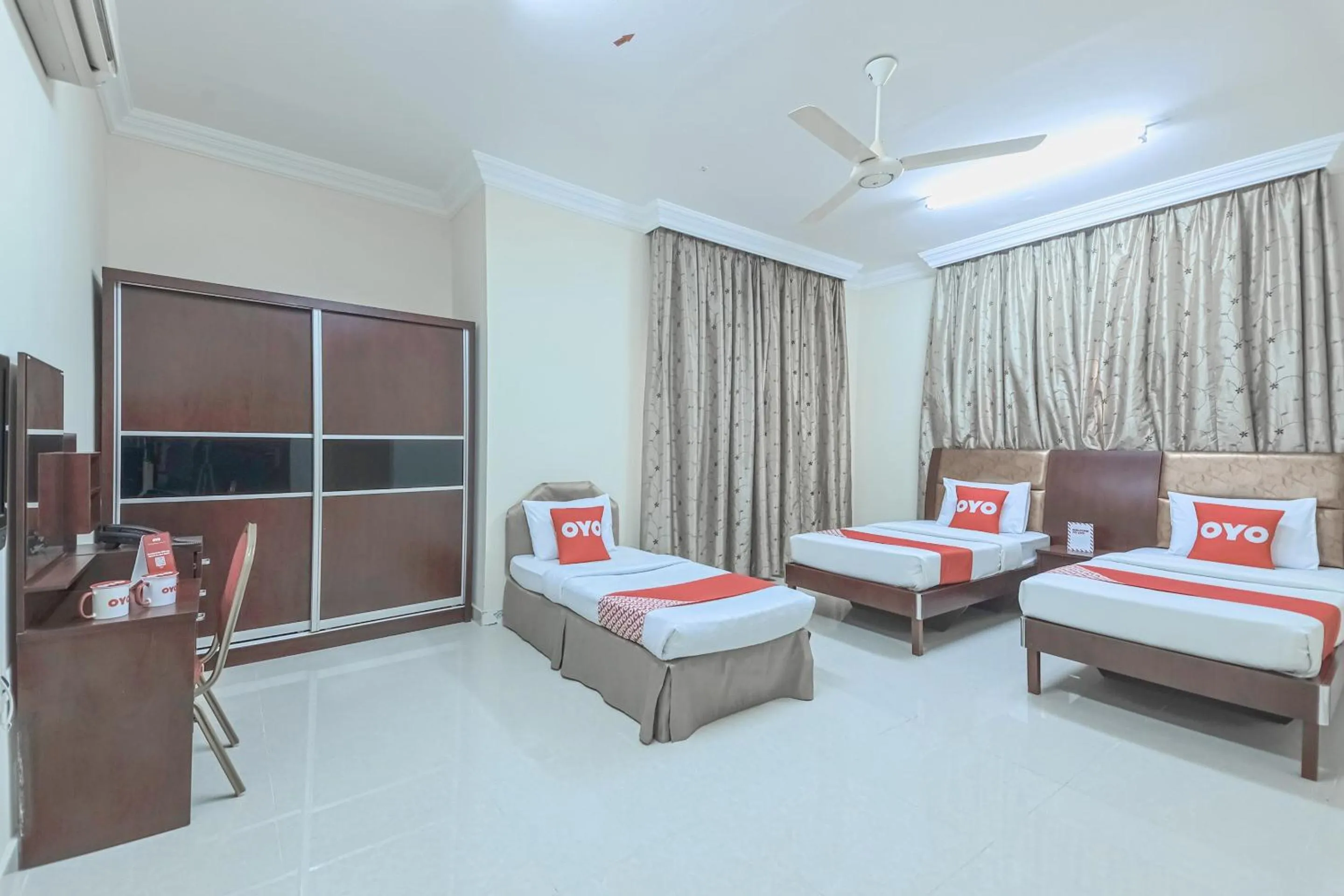 Bedroom in Super OYO 111 Al Thabit Hotel