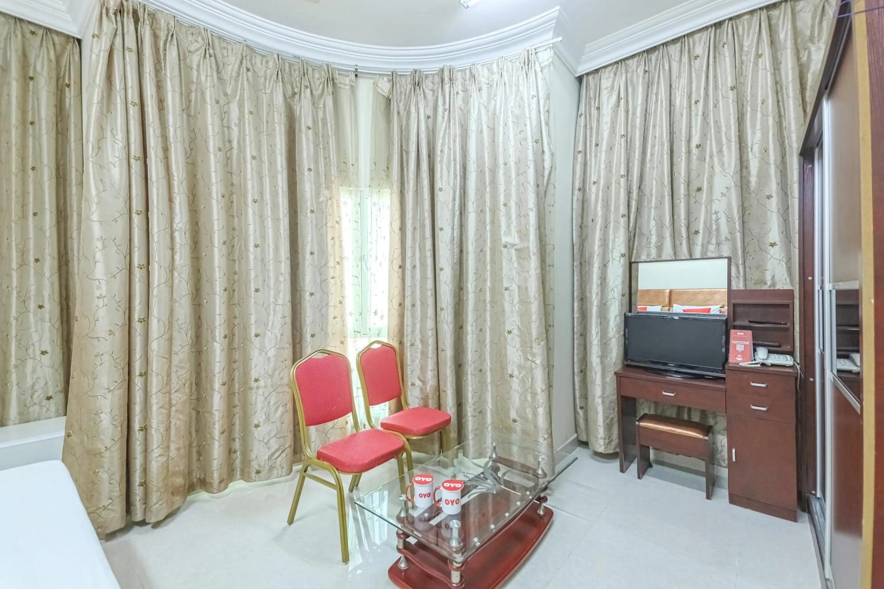 Bedroom in Super OYO 111 Al Thabit Hotel