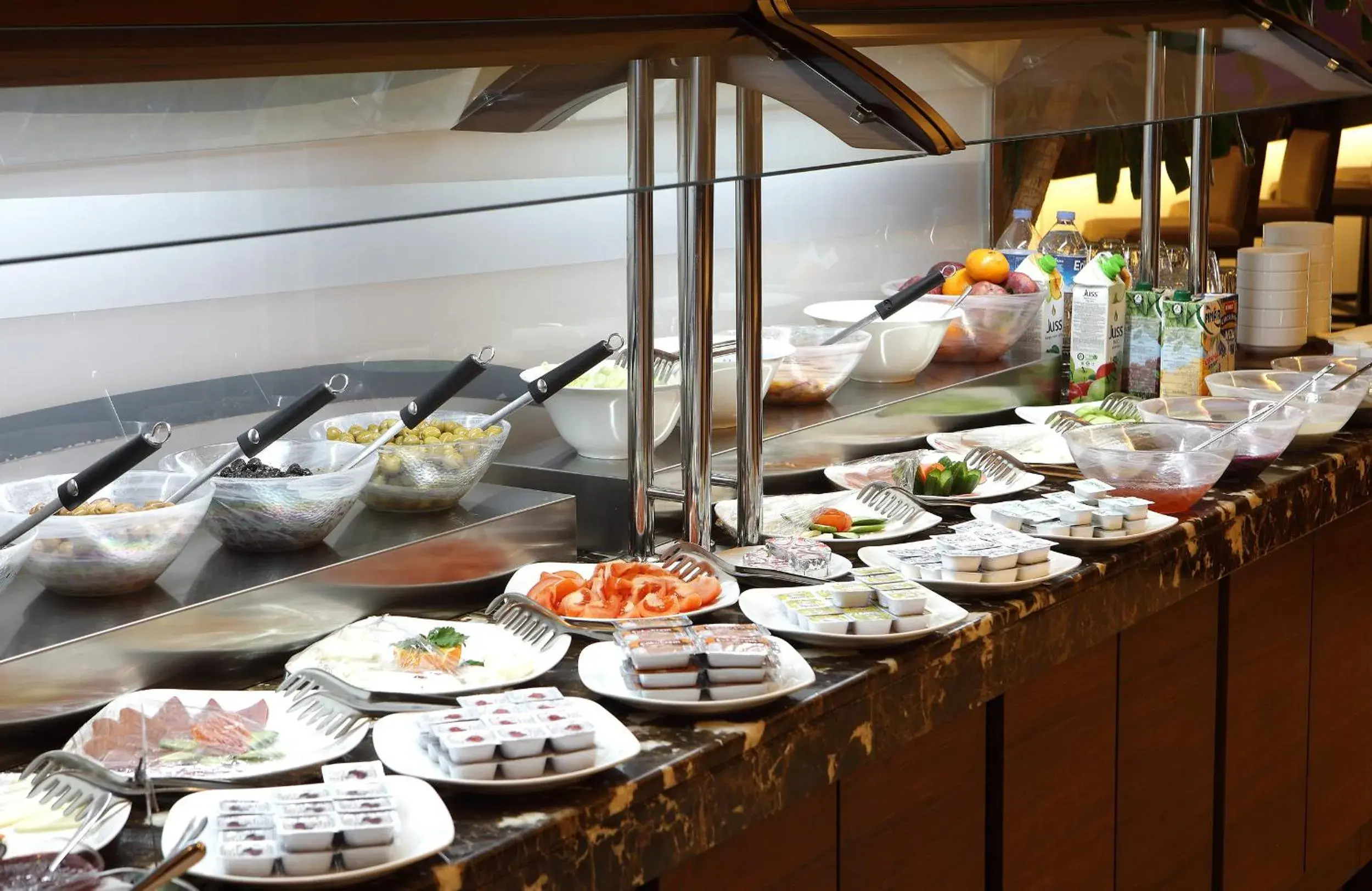 Restaurant/places to eat in Eyuboglu Hotel Restaurant/places to eat in Eyuboglu Hotel