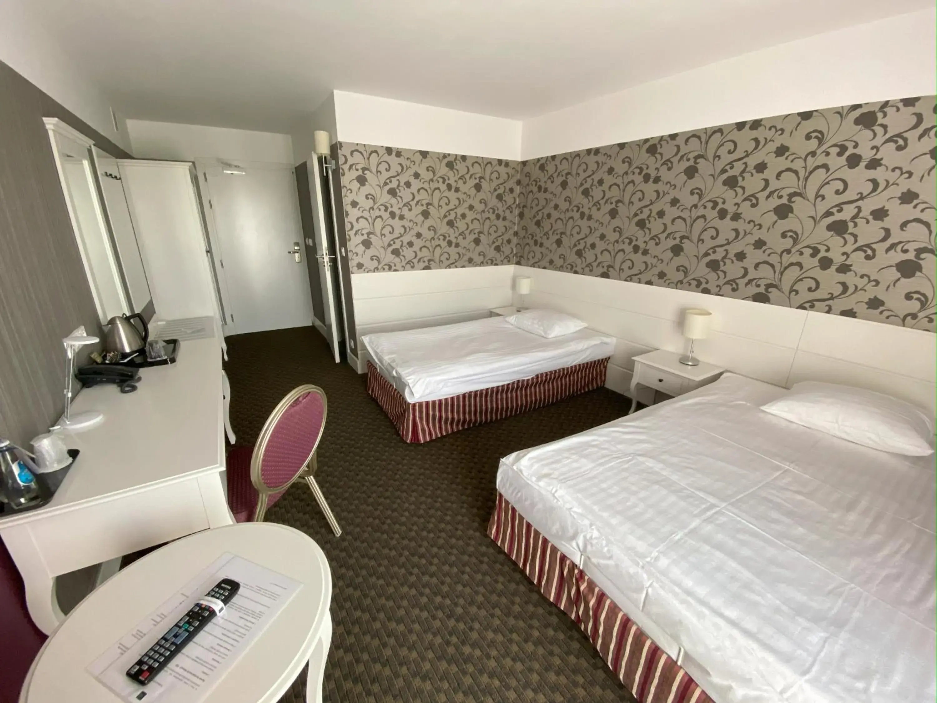 Standard Family Room in Hotel Lamberton Standard Family Room in Hotel Lamberton