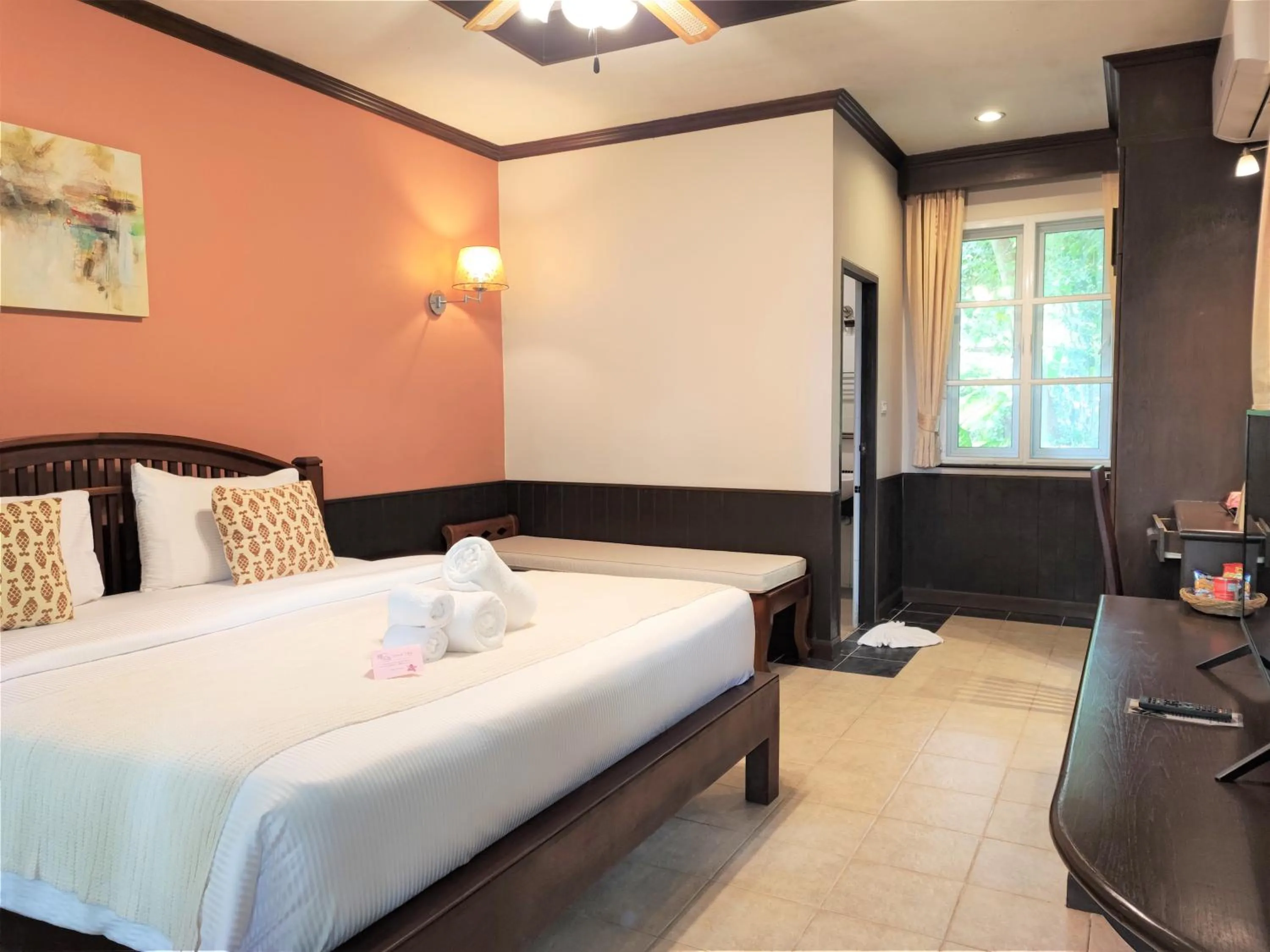 Bed in Samed Villa Resort