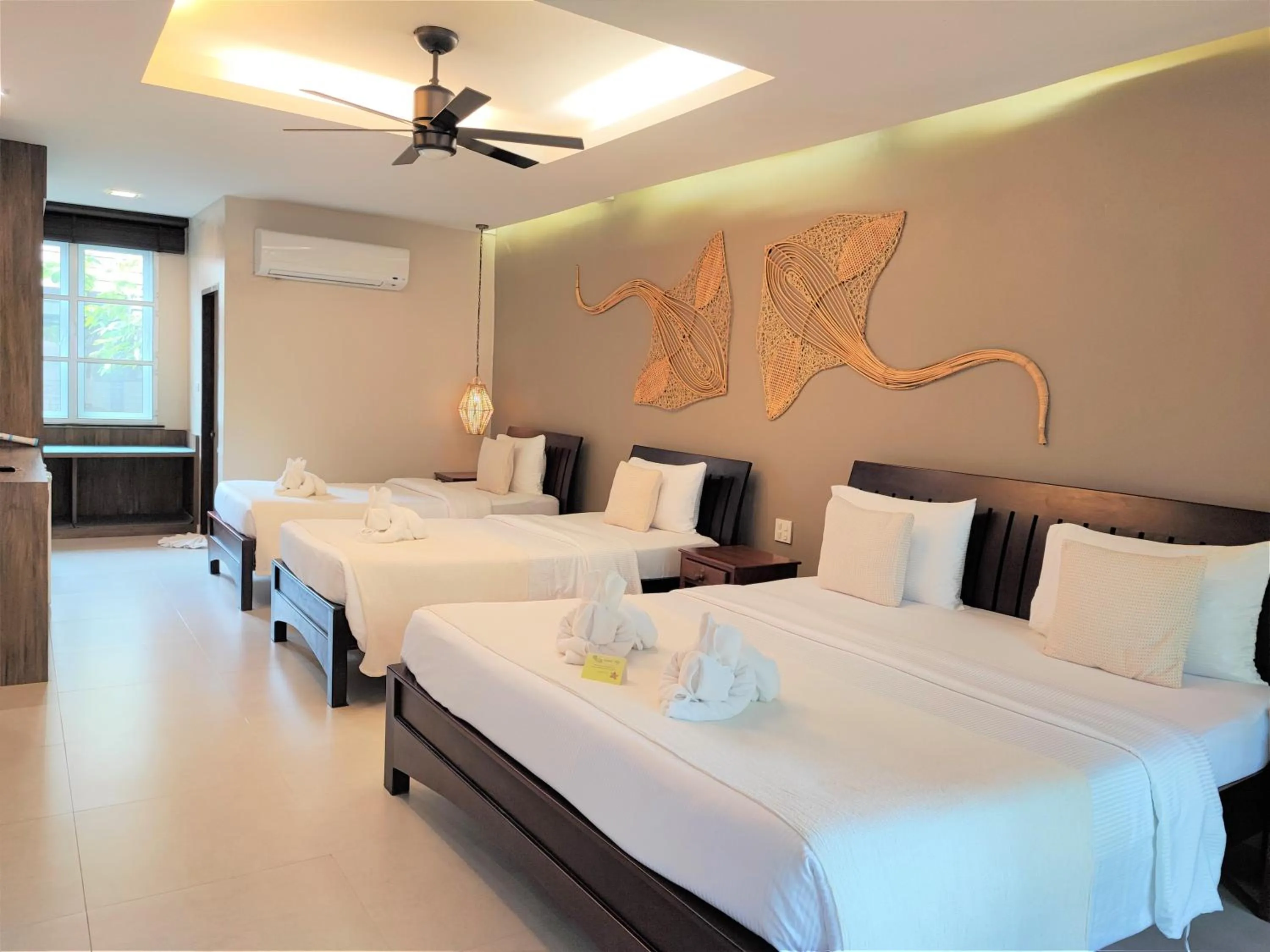 Bed in Samed Villa Resort