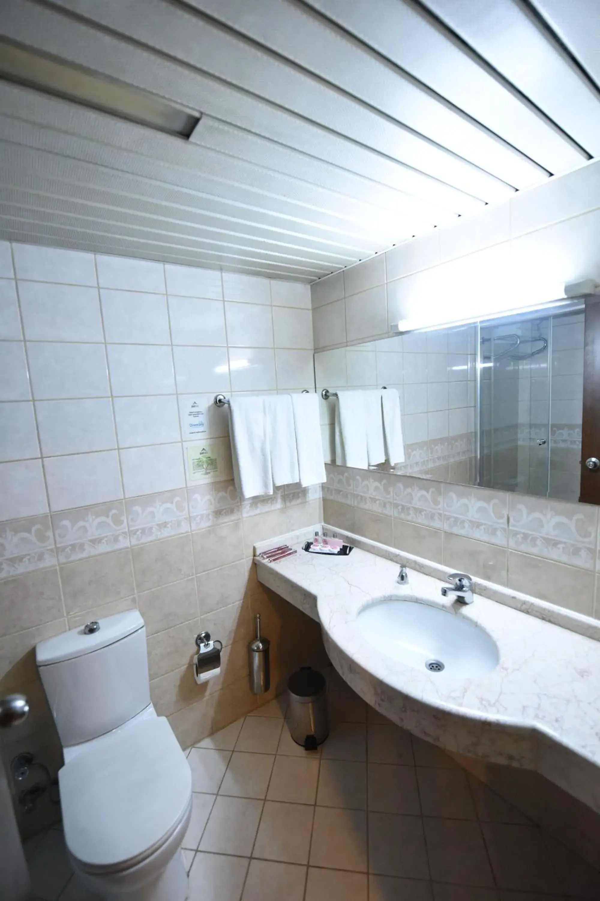 Triple Room in Asal Hotel Triple Room in Asal Hotel