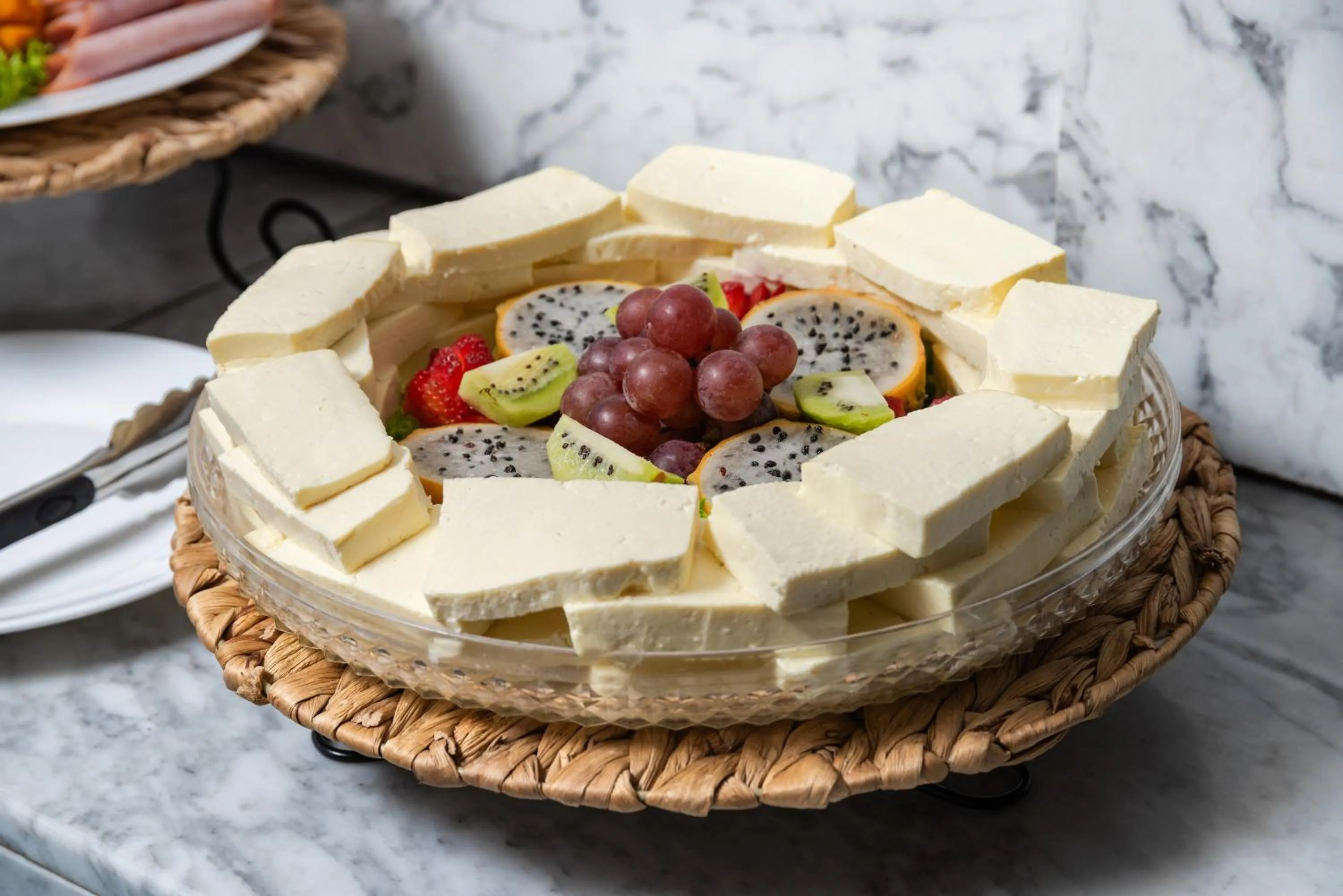 Food in Hotel Holiday Inn Express & Suites Medellin by IHG