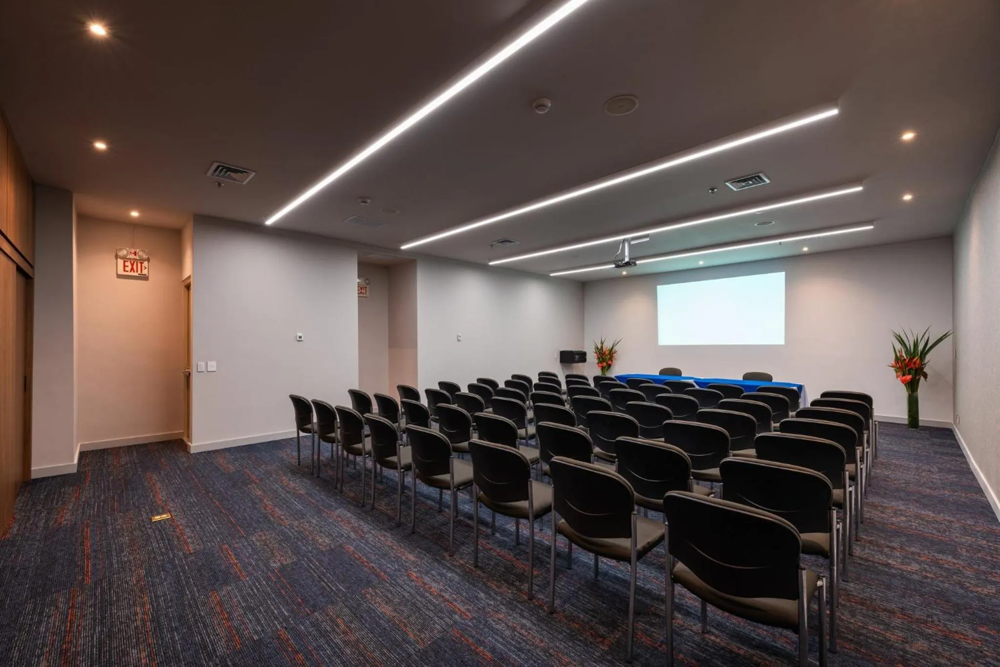 Spa and wellness centre/facilities in Hotel Holiday Inn Express & Suites Medellin by IHG