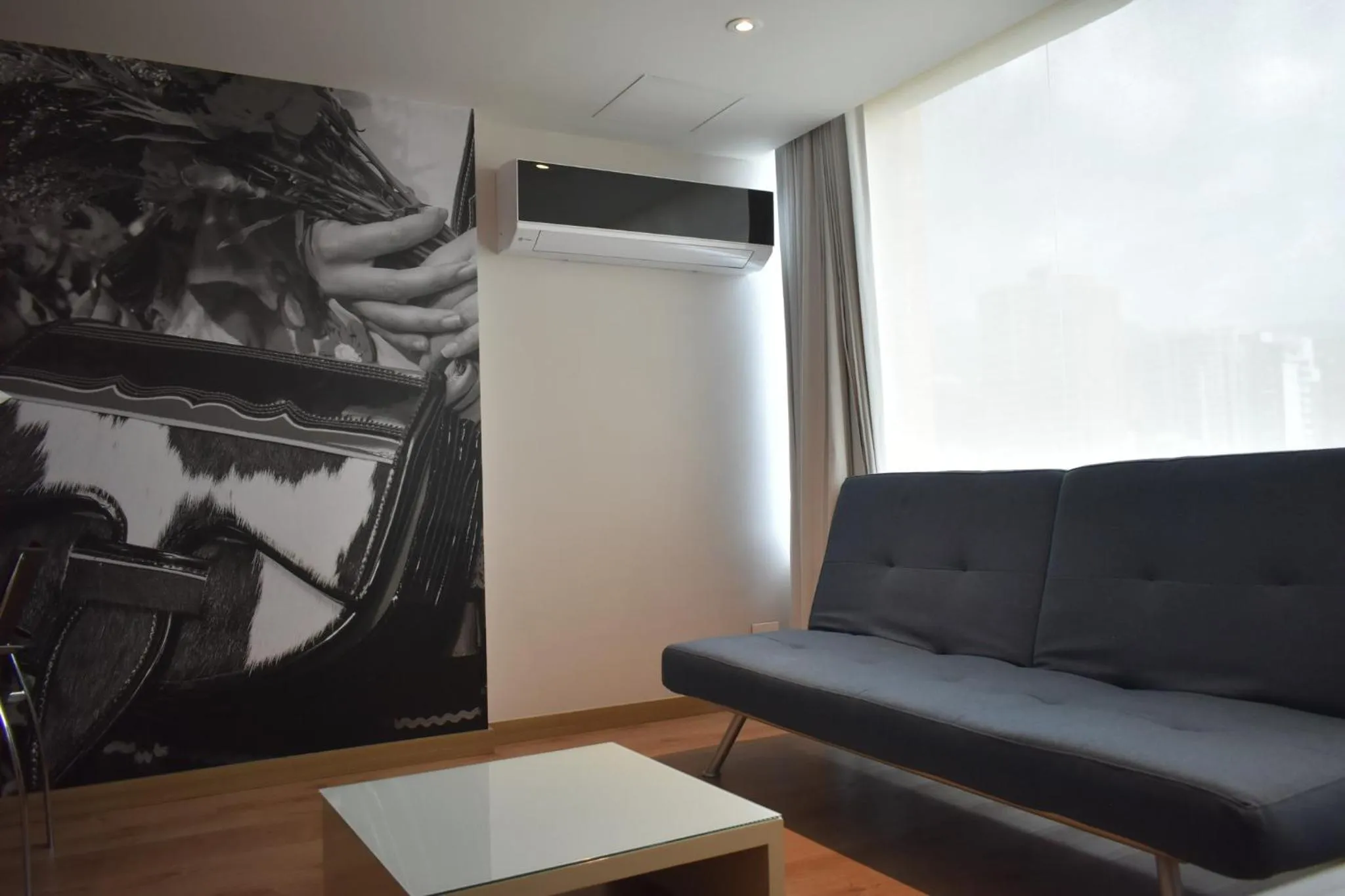 Photo of the whole room in Hotel Holiday Inn Express & Suites Medellin by IHG