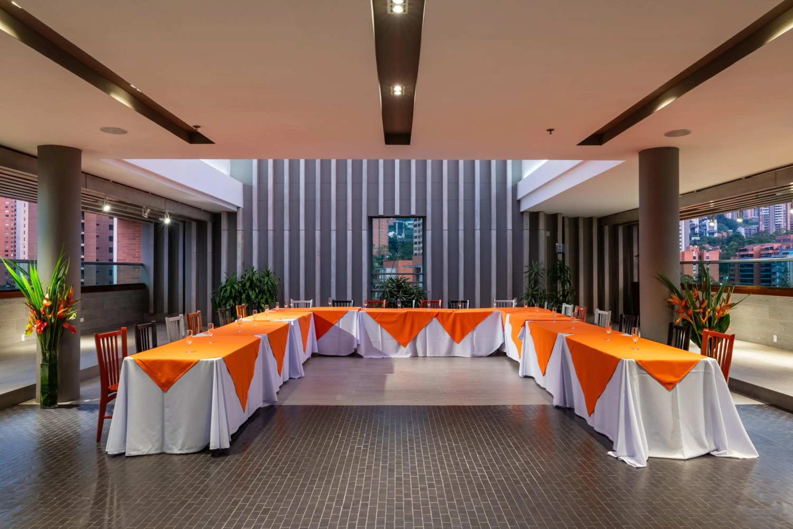 Banquet/Function facilities in Hotel Holiday Inn Express & Suites Medellin by IHG