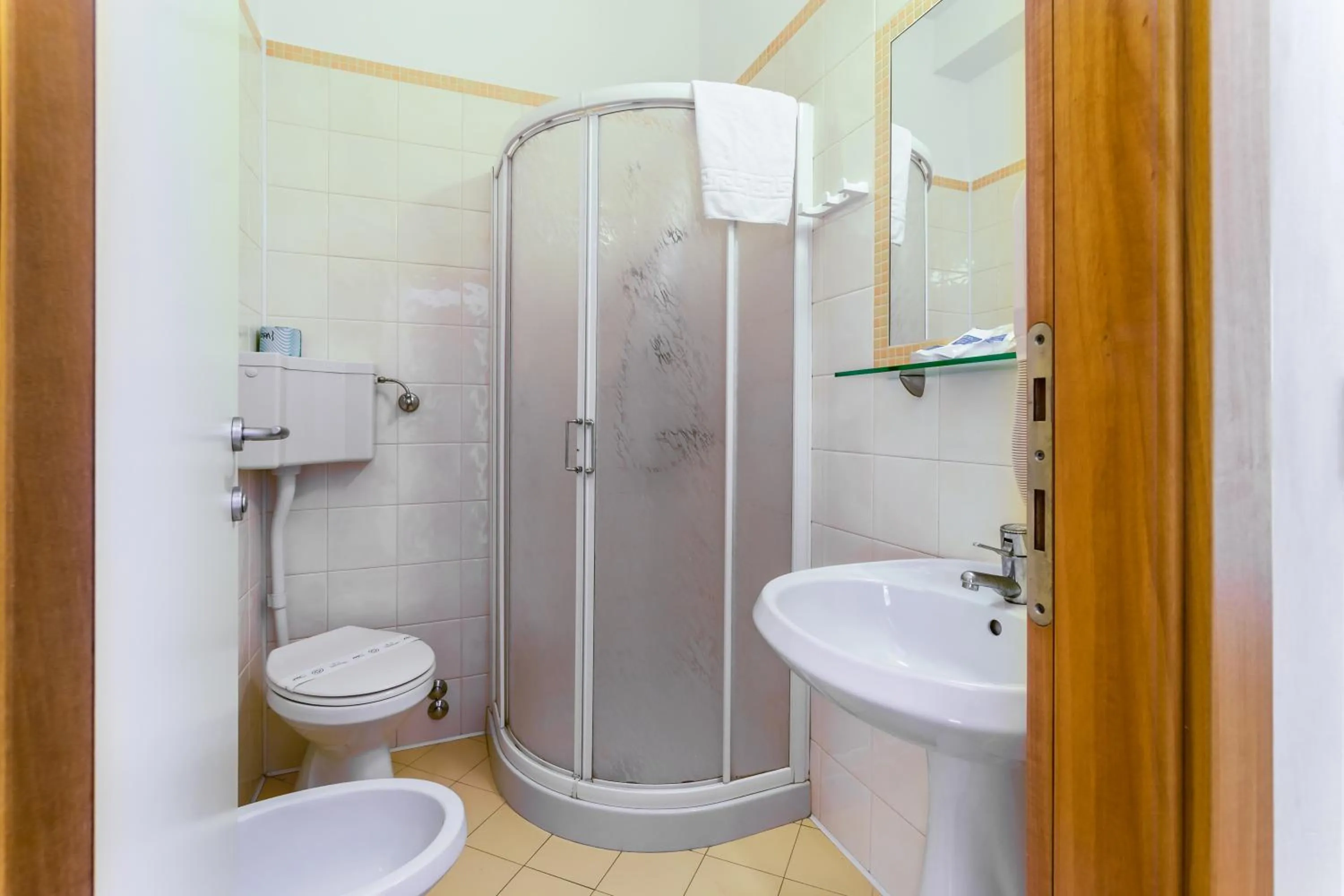 Bathroom in Hotel Stresa