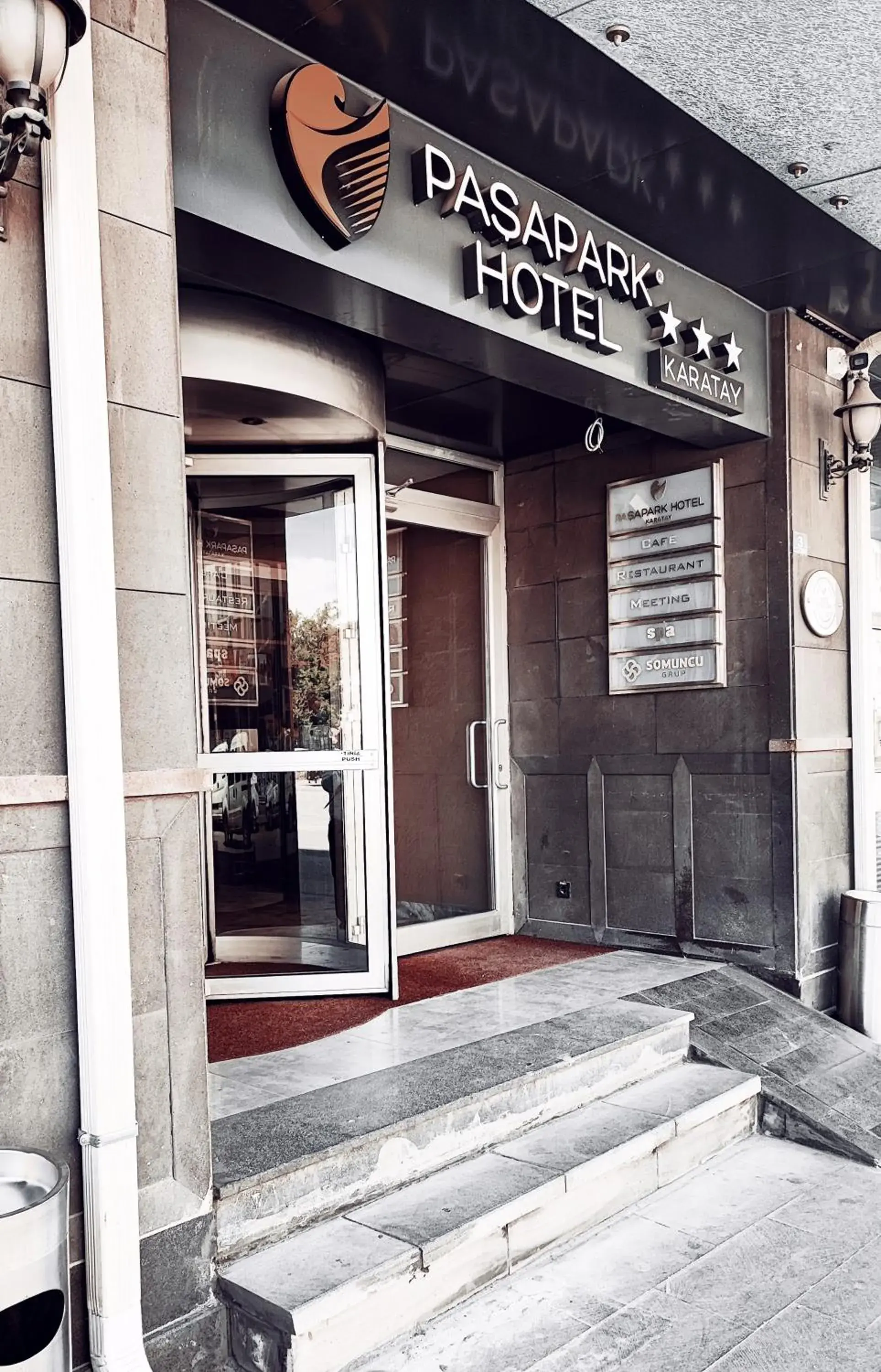 Facade/entrance in Pasapark Karatay Hotel