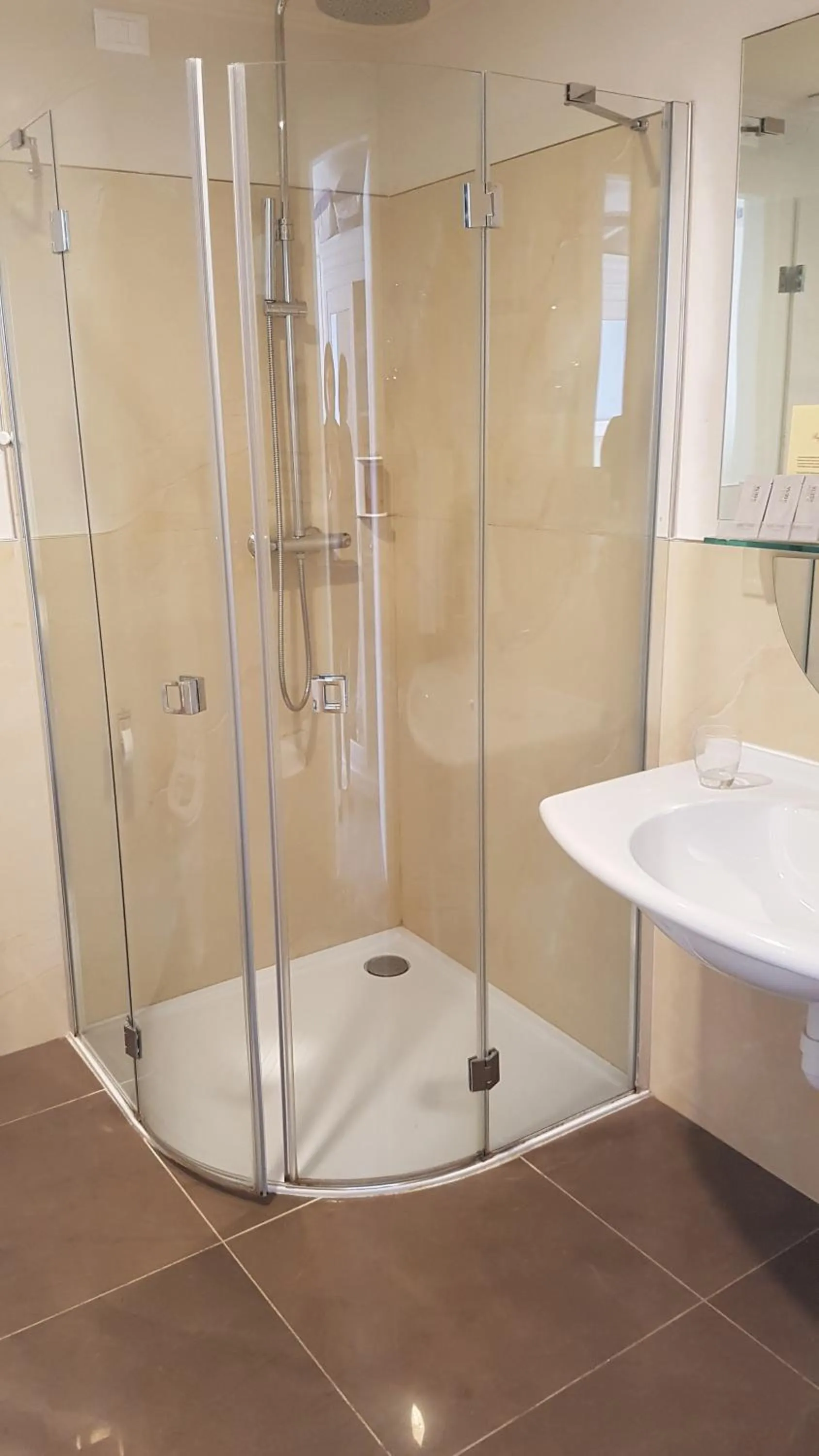 Bathroom in Hotel Regina