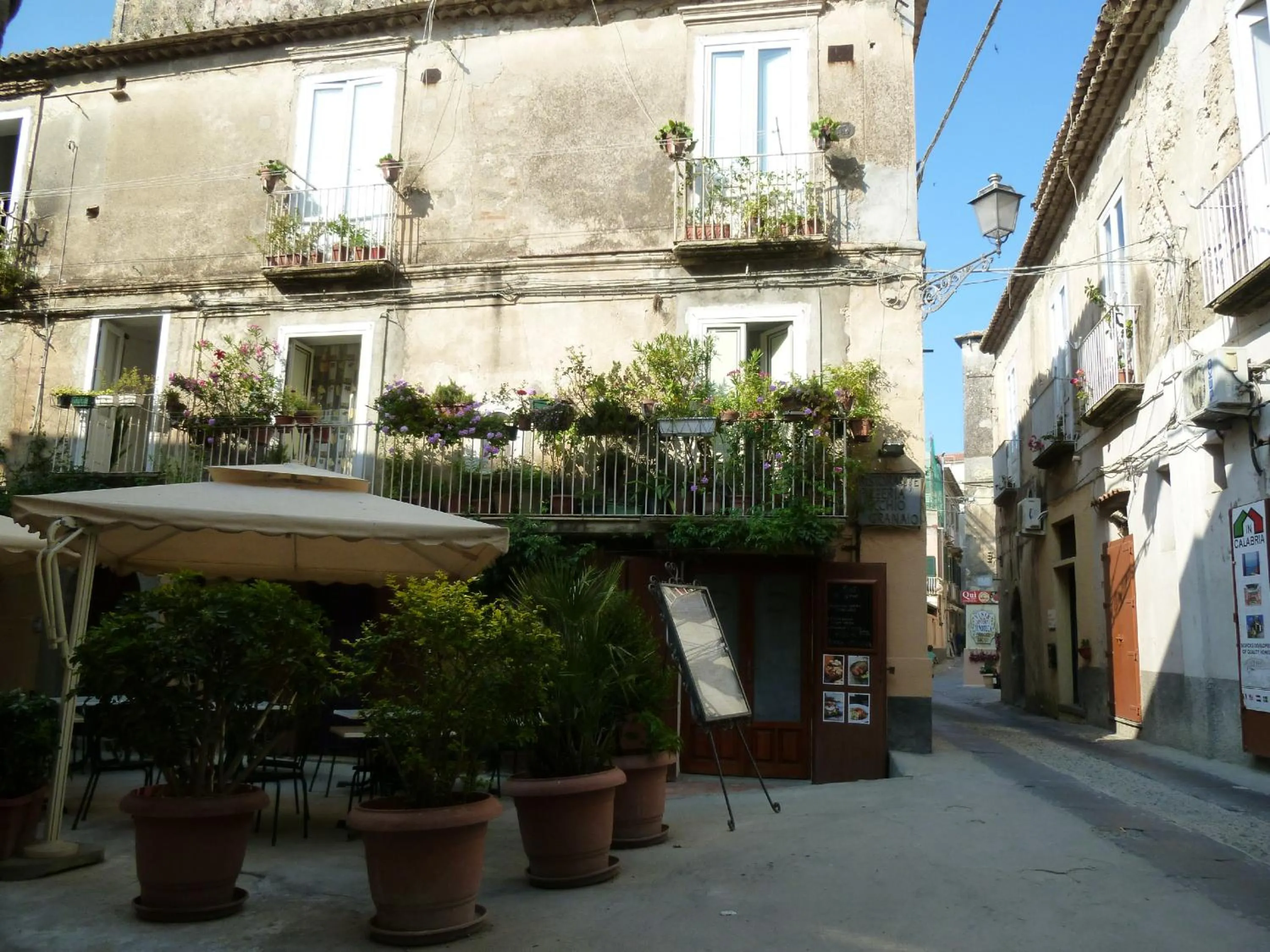 Neighbourhood in Palazzo Tocco