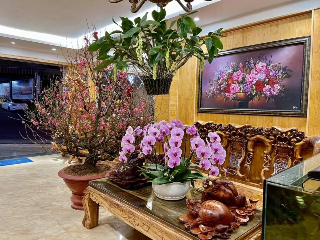 Communal lounge/ TV room in Hotel Phuong Nghi