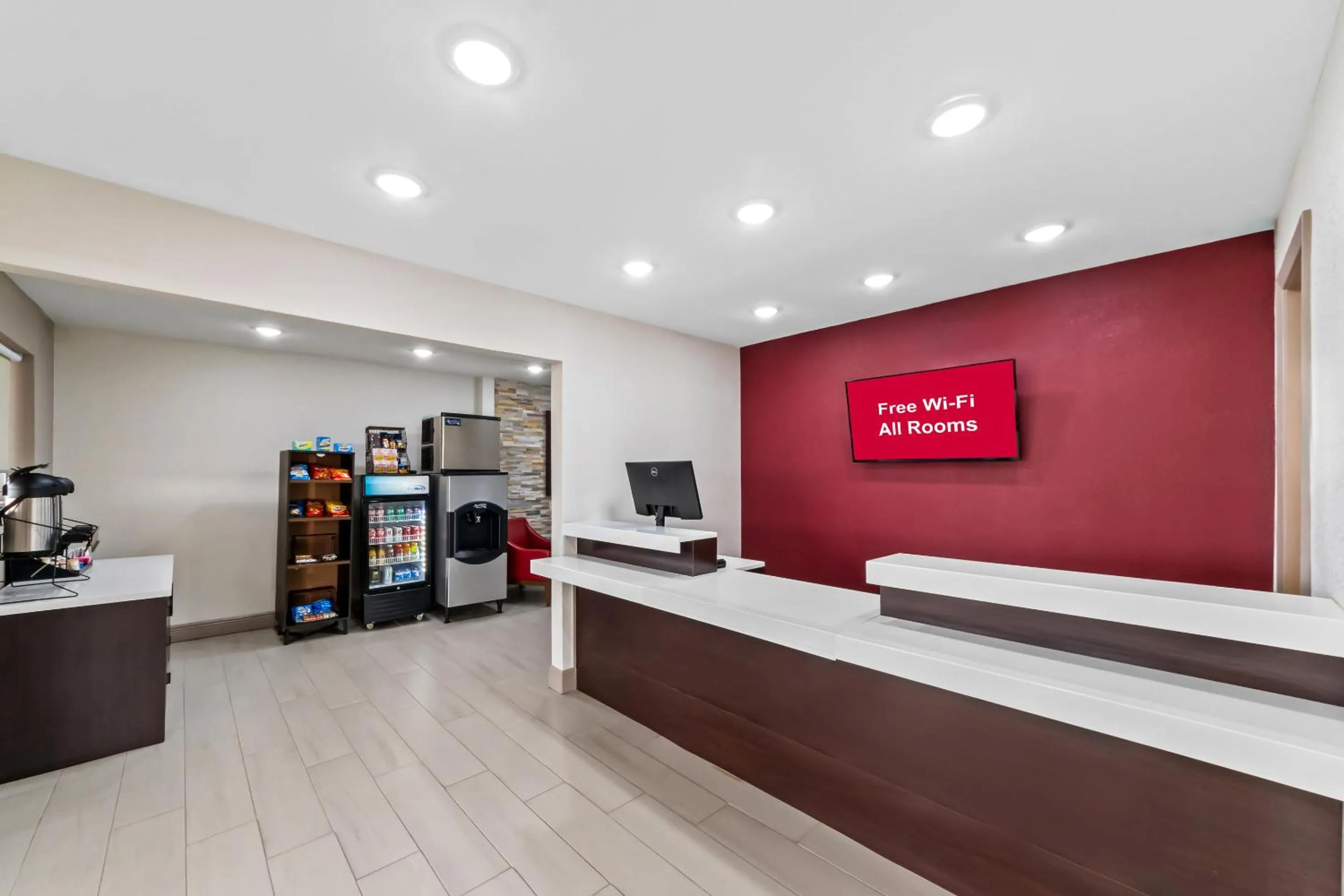 Lobby or reception in Red Roof Inn Del Rio