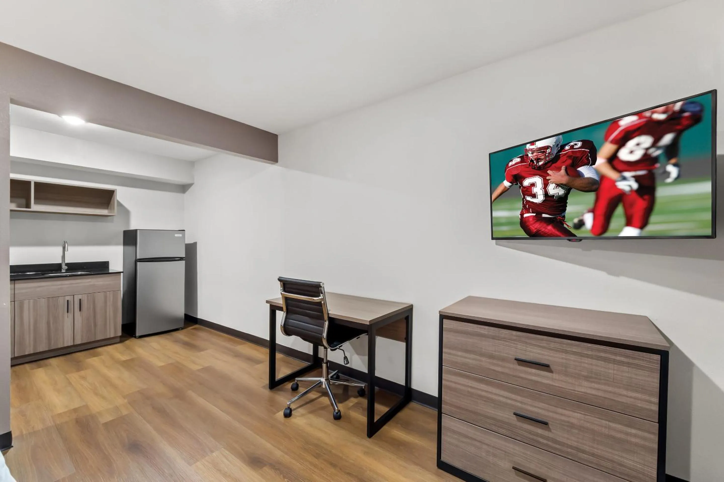 Photo of the whole room in Red Roof Inn Del Rio