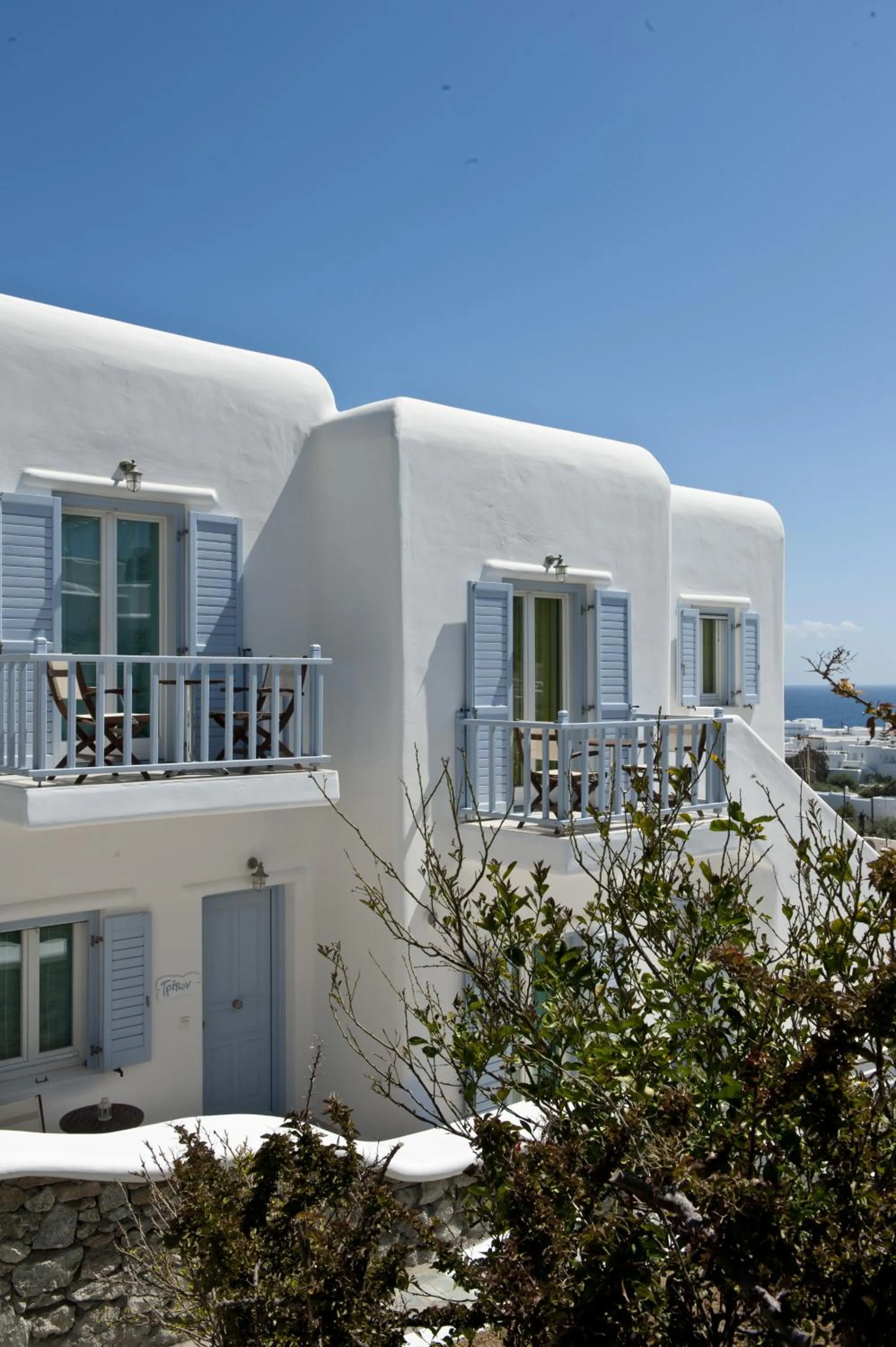 Garden in Villa Nireas