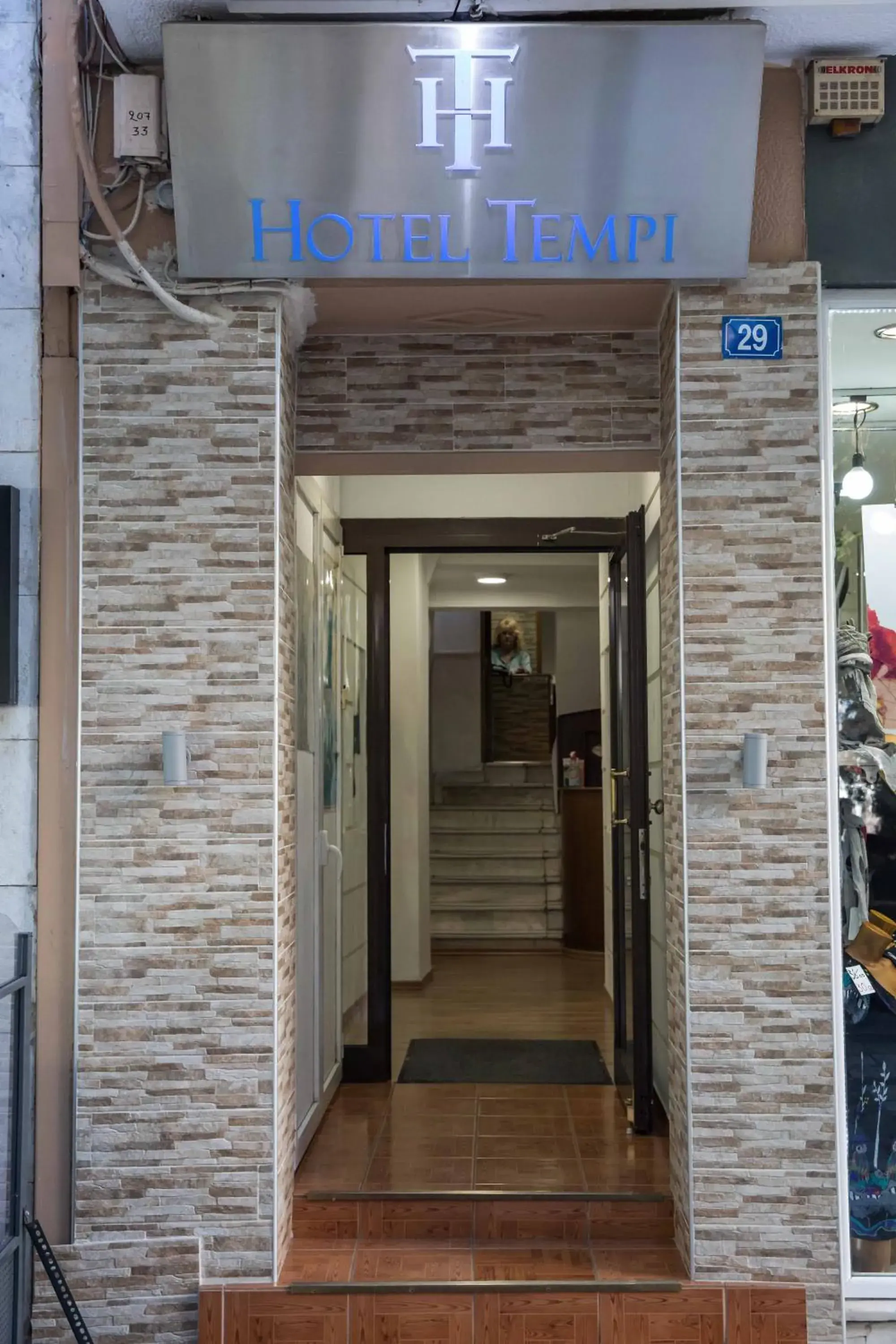 Facade/entrance in Tempi Hotel Facade/entrance in Tempi Hotel