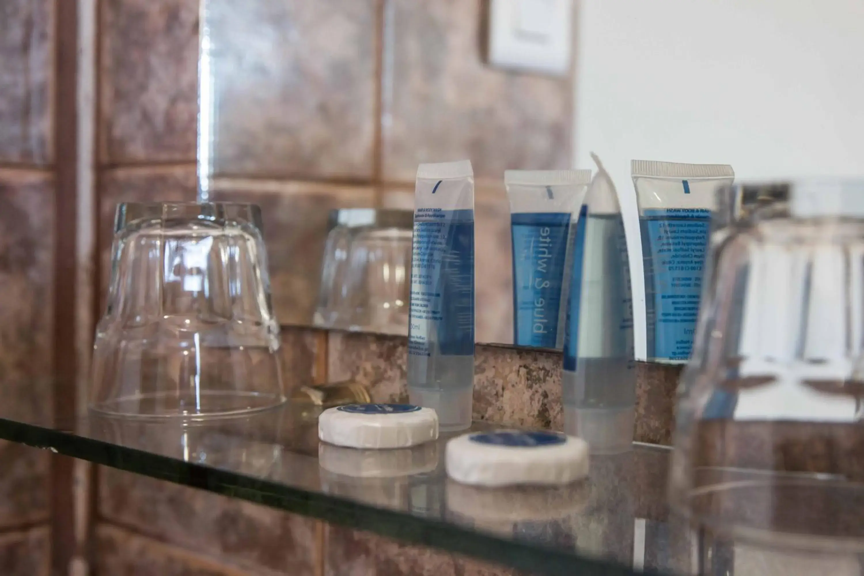 Triple Room in Tempi Hotel Triple Room in Tempi Hotel