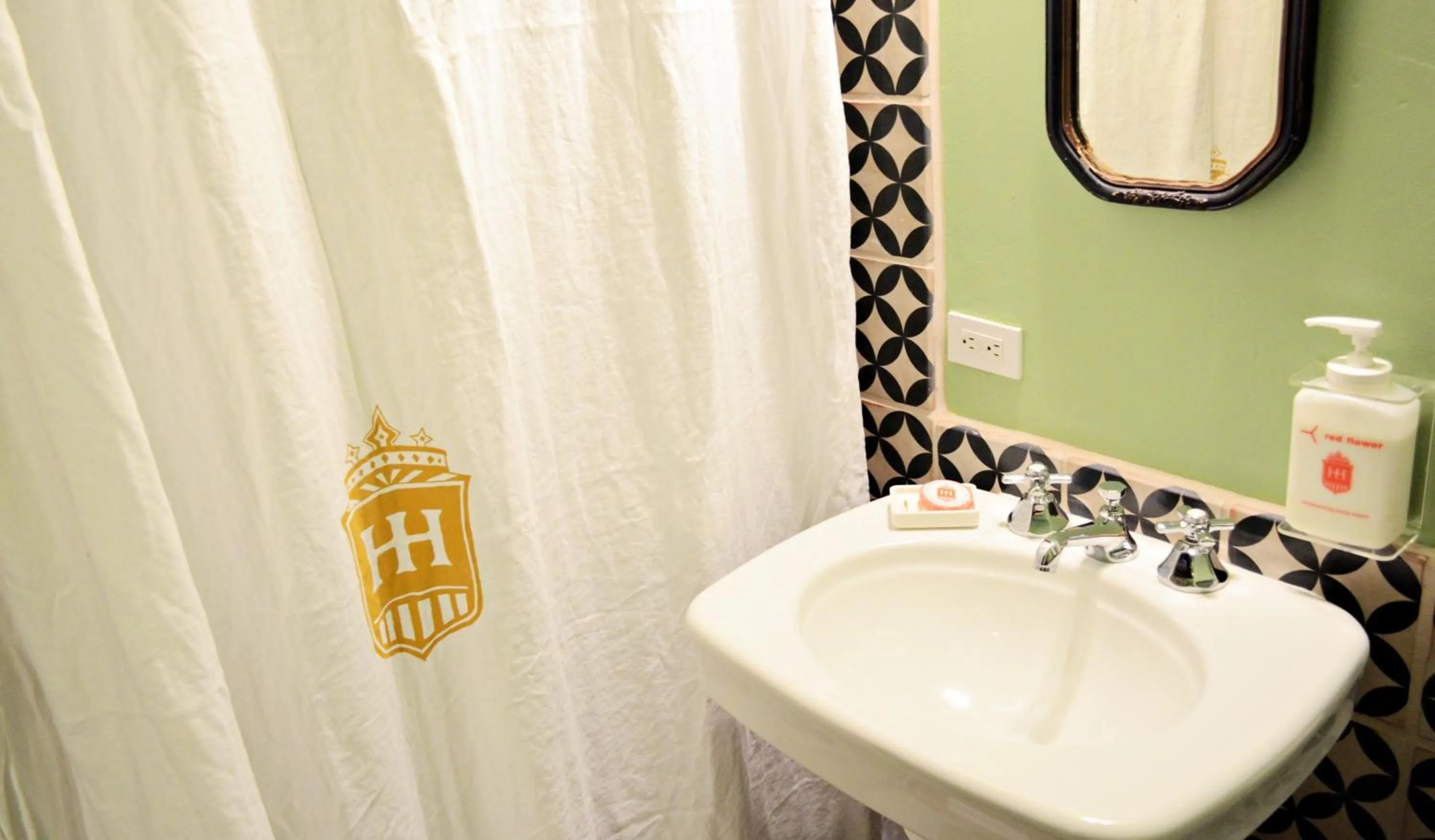 Bathroom in Hotel Havana